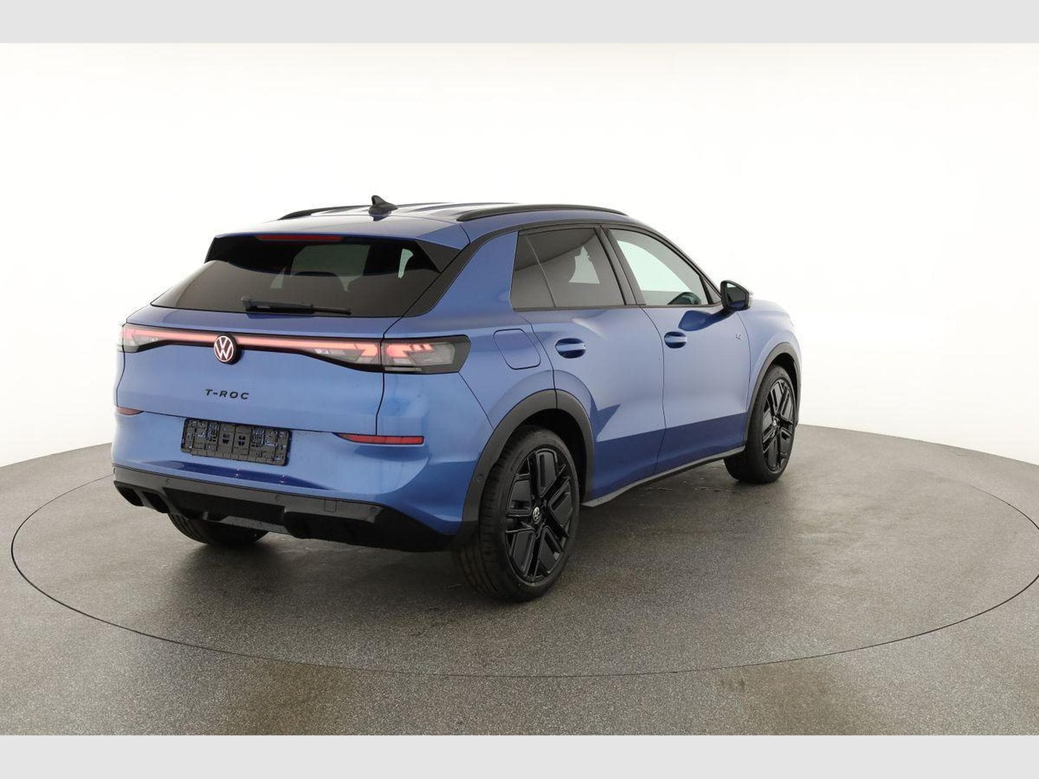 VW T-Roc 1.5 eTSI 110 kW R-Line (2026) - Photo 15