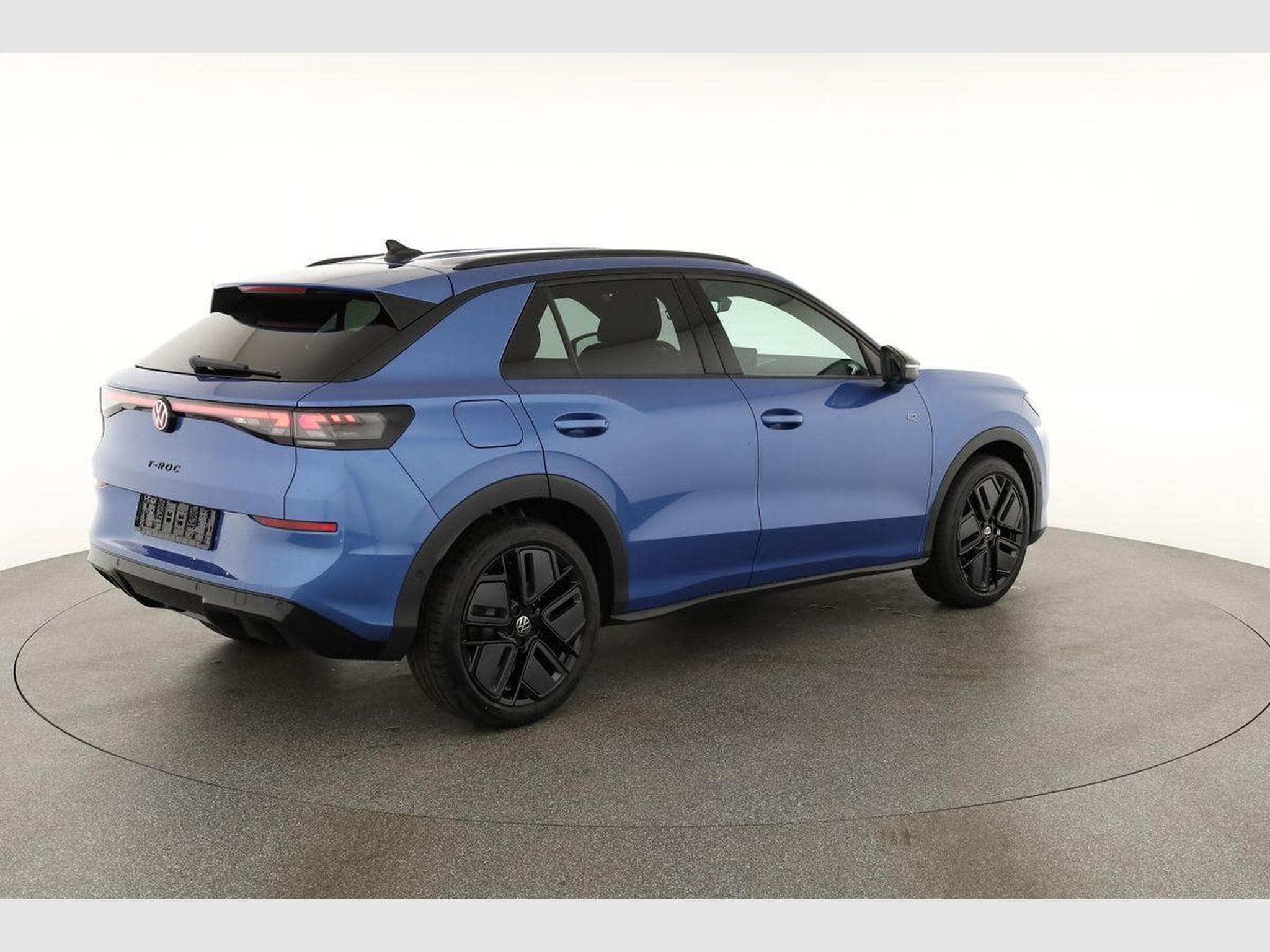 VW T-Roc 1.5 eTSI 110 kW R-Line (2026) - Photo 16