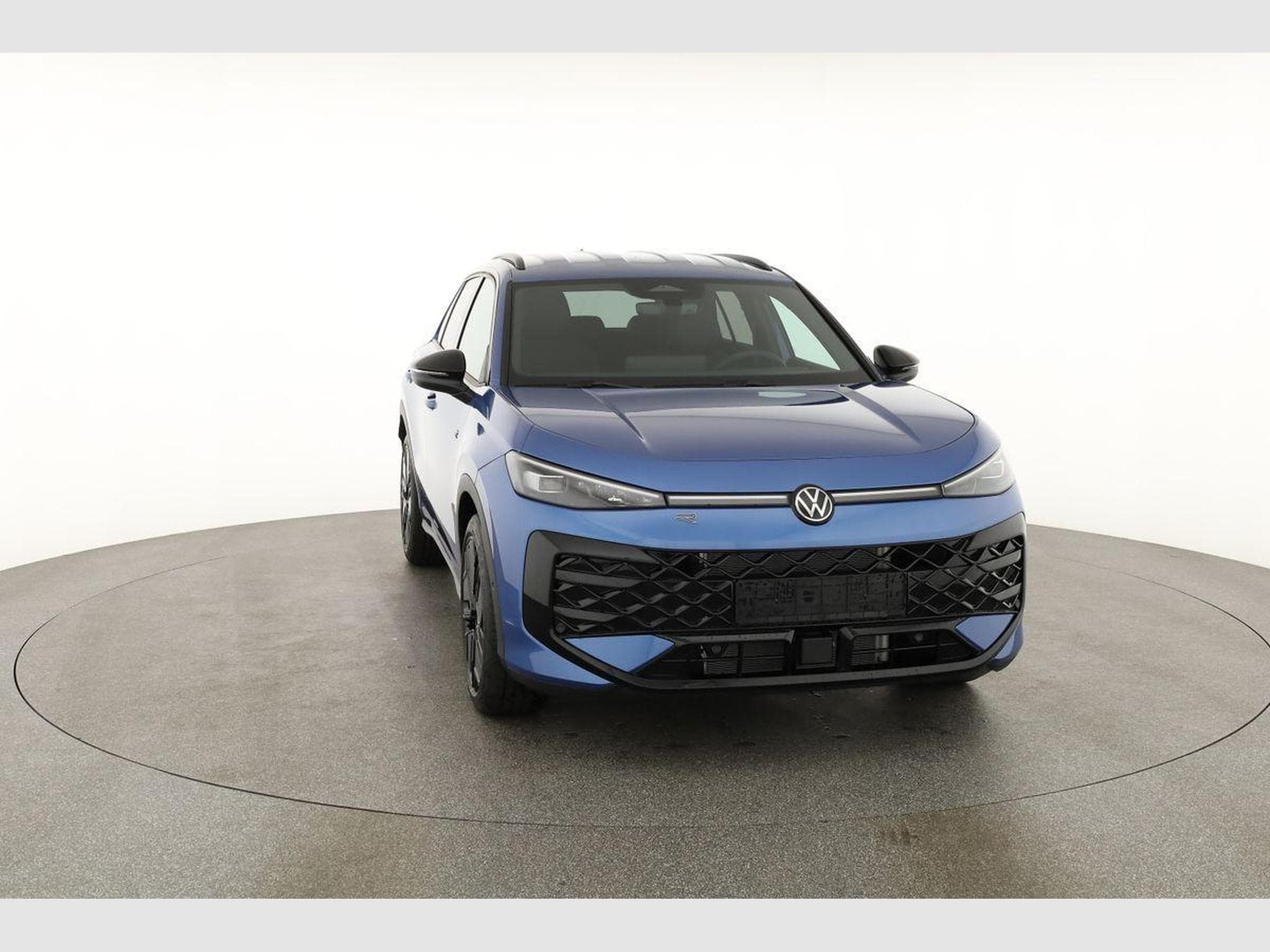 VW T-Roc 1.5 eTSI 110 kW R-Line (2026) - Photo 24