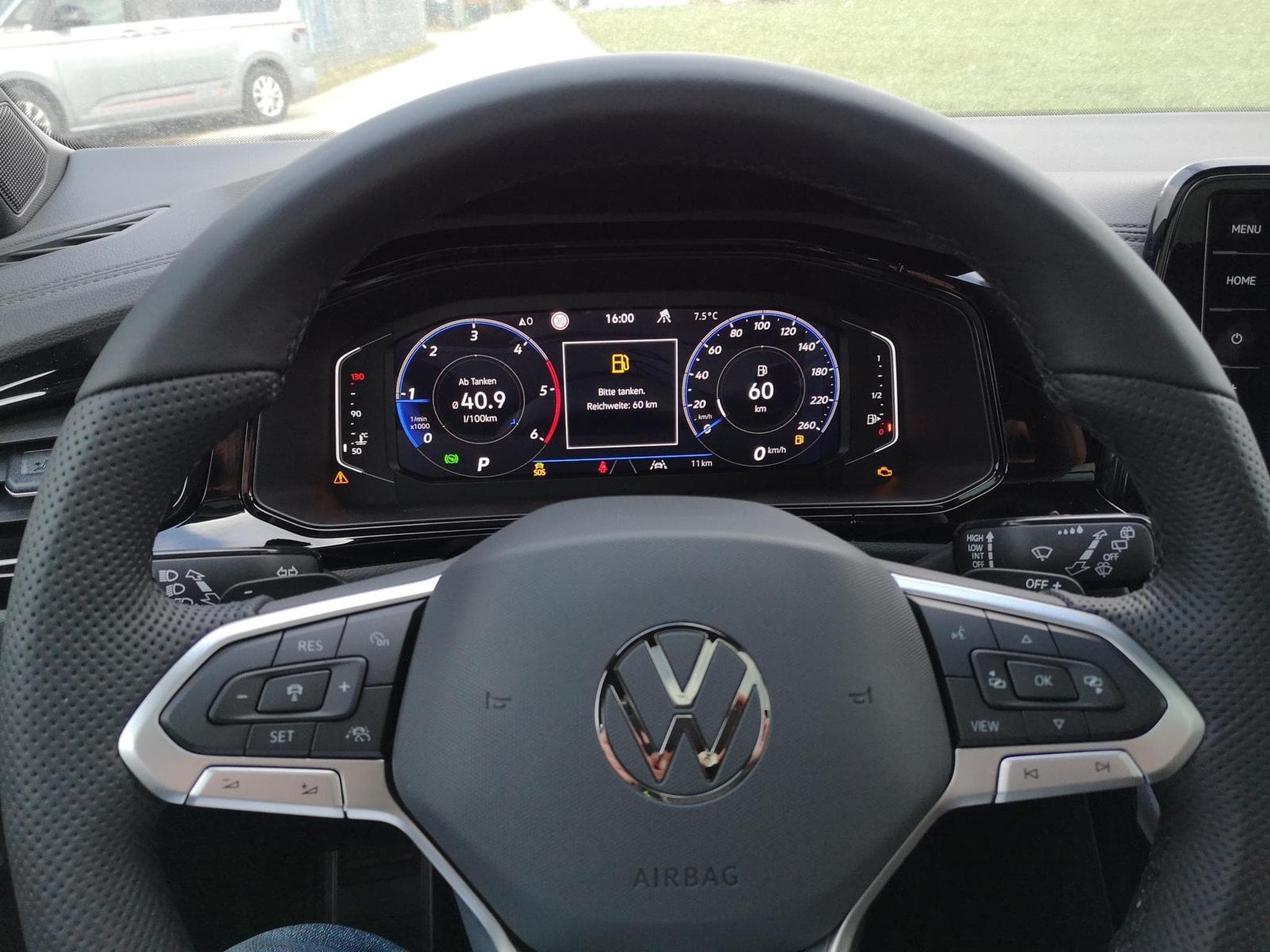 VW T-Roc R-Line (2026) - Photo 5