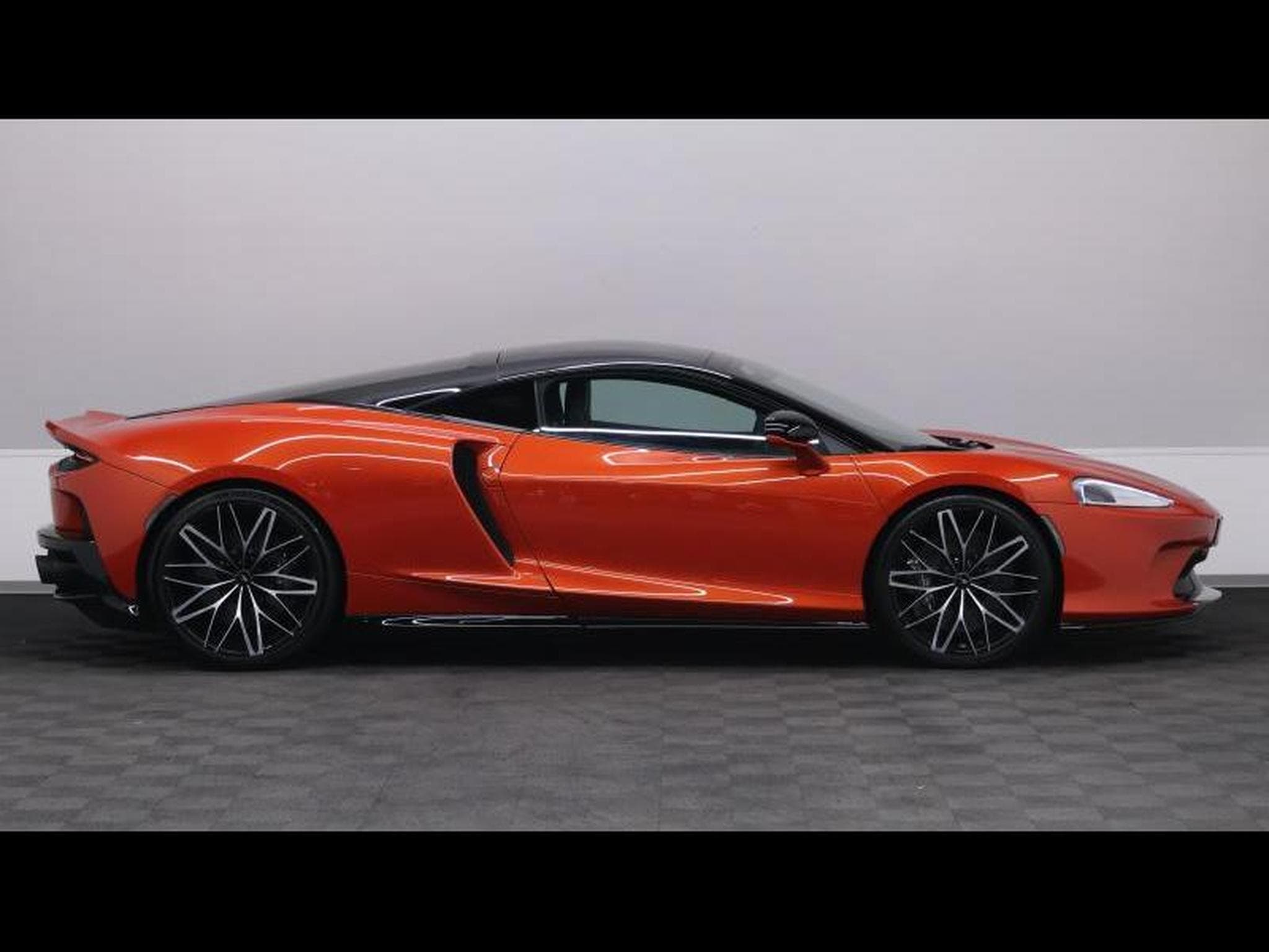 McLaren GT 4.0 V8 620ch Coupé (2022) - Photo 10