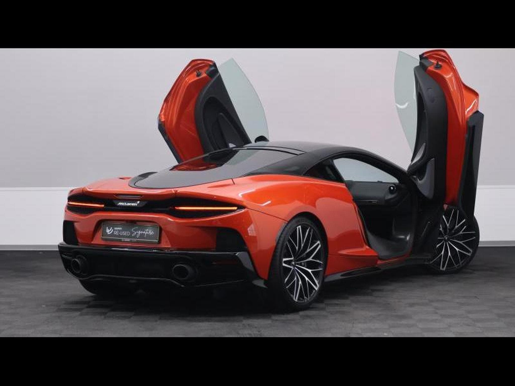McLaren GT 4.0 V8 620ch Coupé (2022) - Photo 13