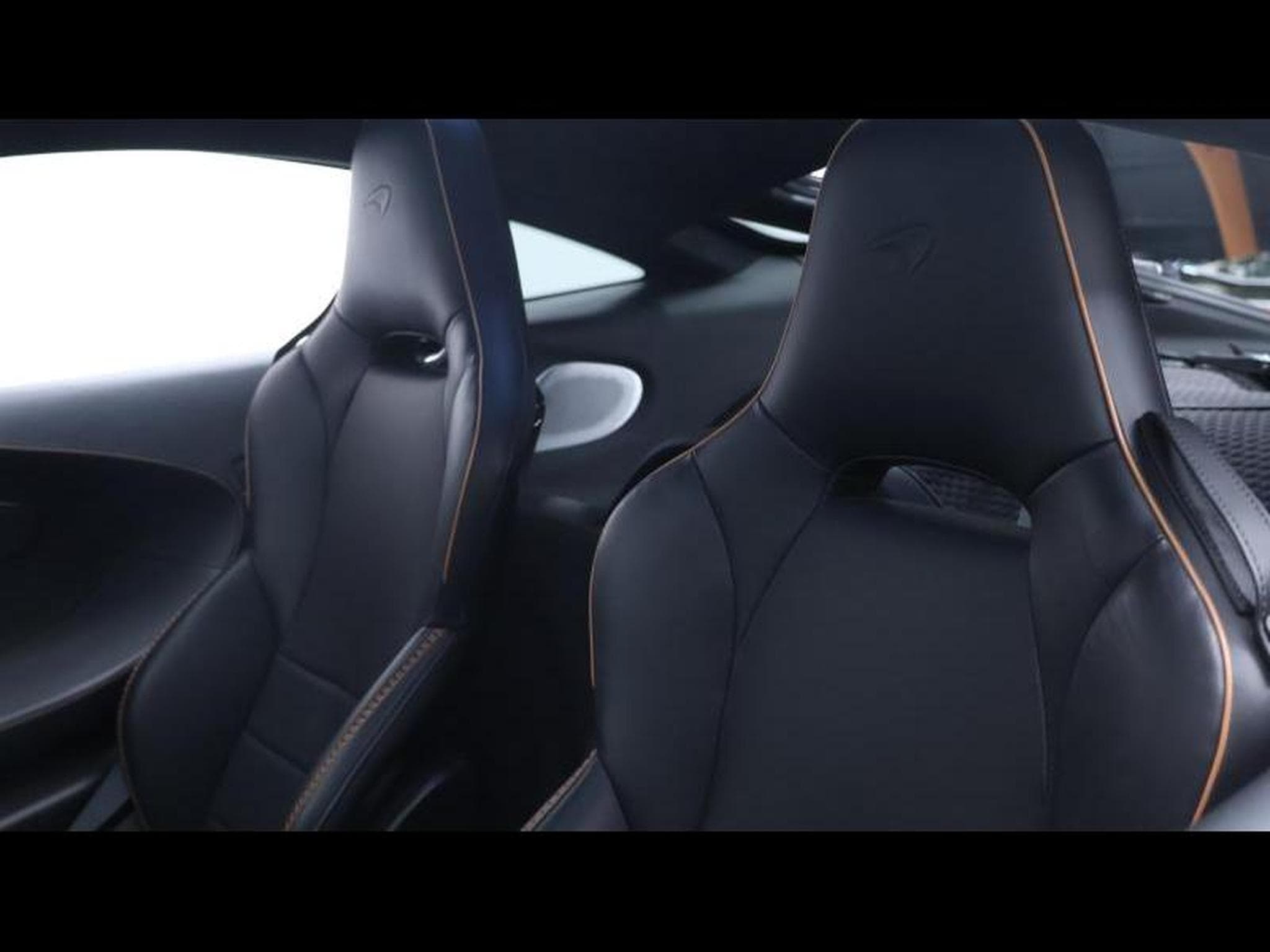 McLaren GT 4.0 V8 620ch Coupé (2022) - Photo 30