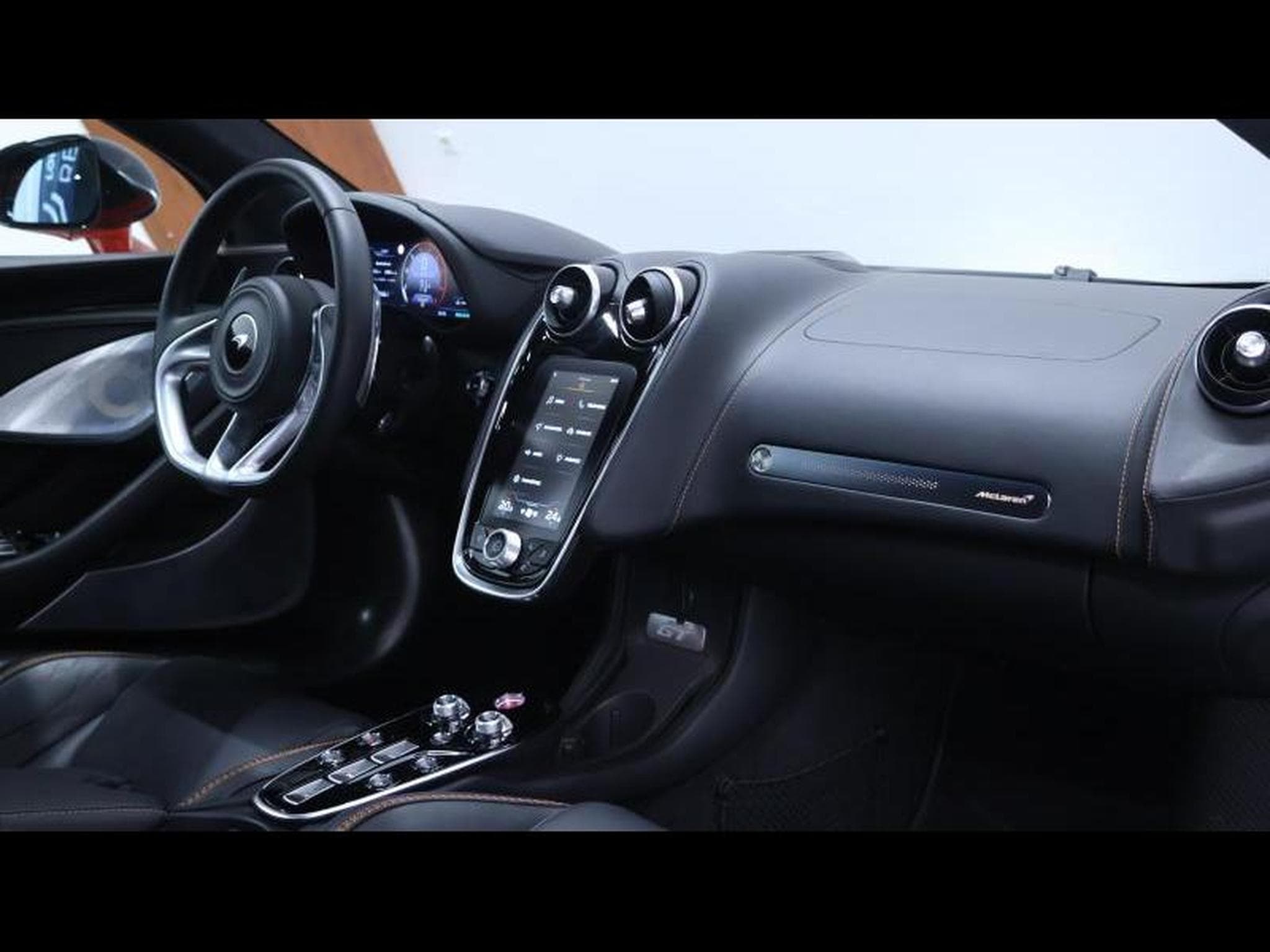 McLaren GT 4.0 V8 620ch Coupé (2022) - Photo 32