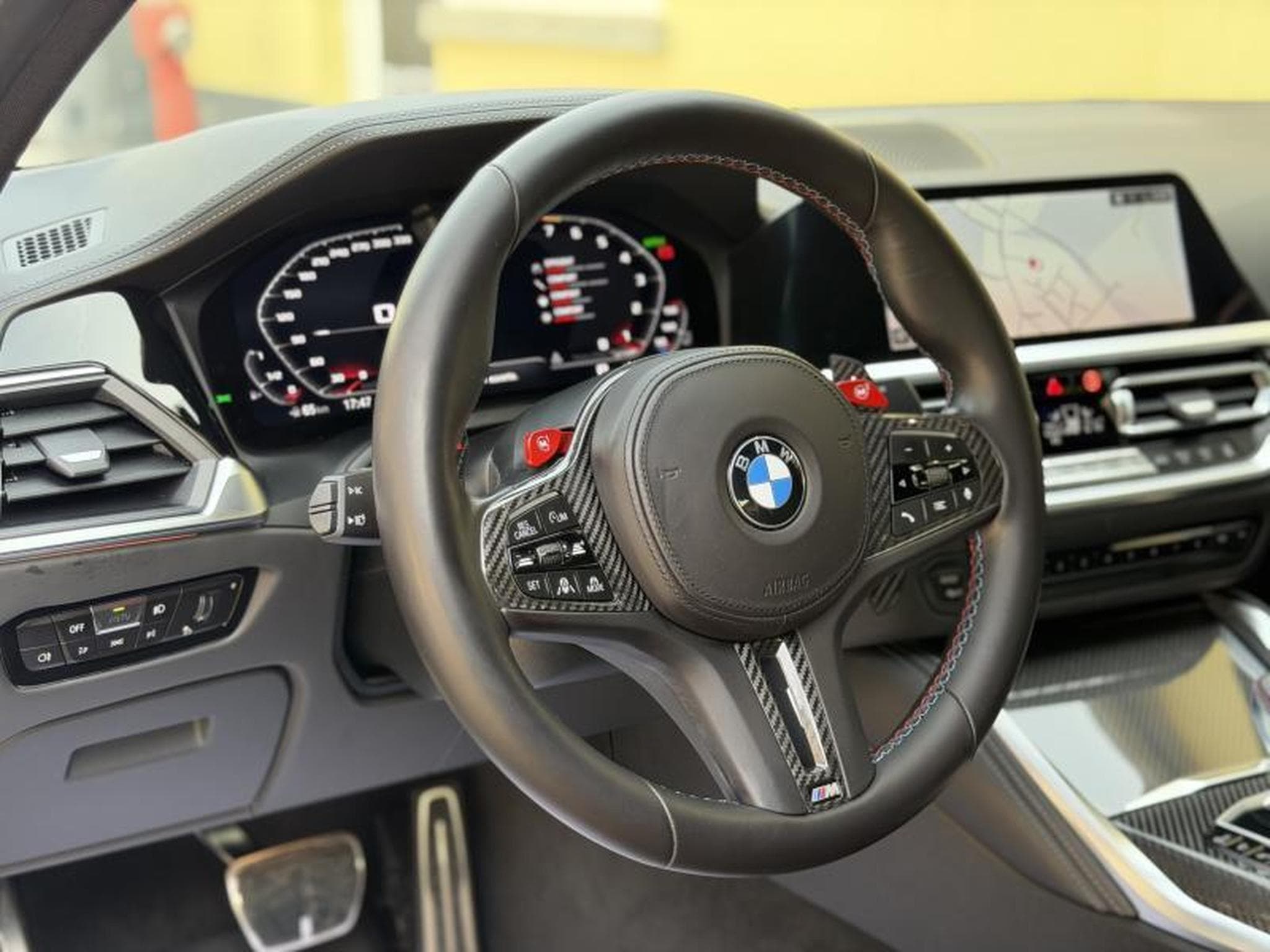 BMW M3 Competition xDrive (2022) - Photo 8