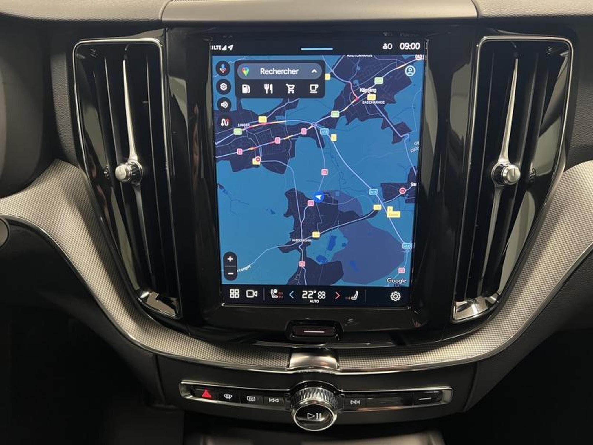 Volvo XC60 Core (2025) - Photo 9