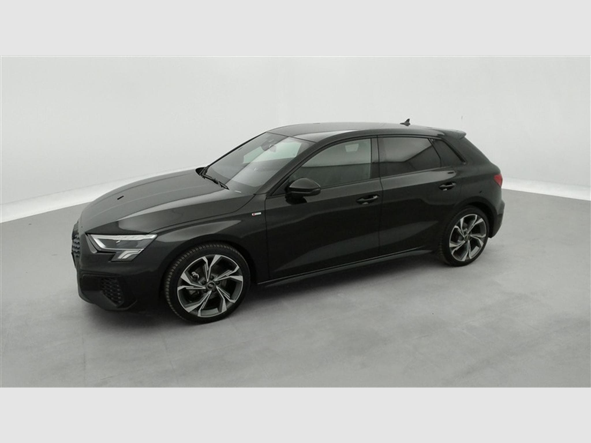 Audi A3 30 TFSI S-Line S-Tronic  Navi / Led / PDC (2024) - Photo 20