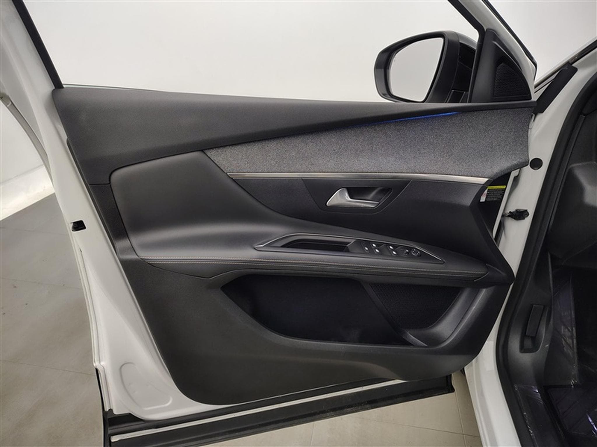 Peugeot 3008 1.2 PureTech GT Line (EU6.3) (2020) - Photo 17