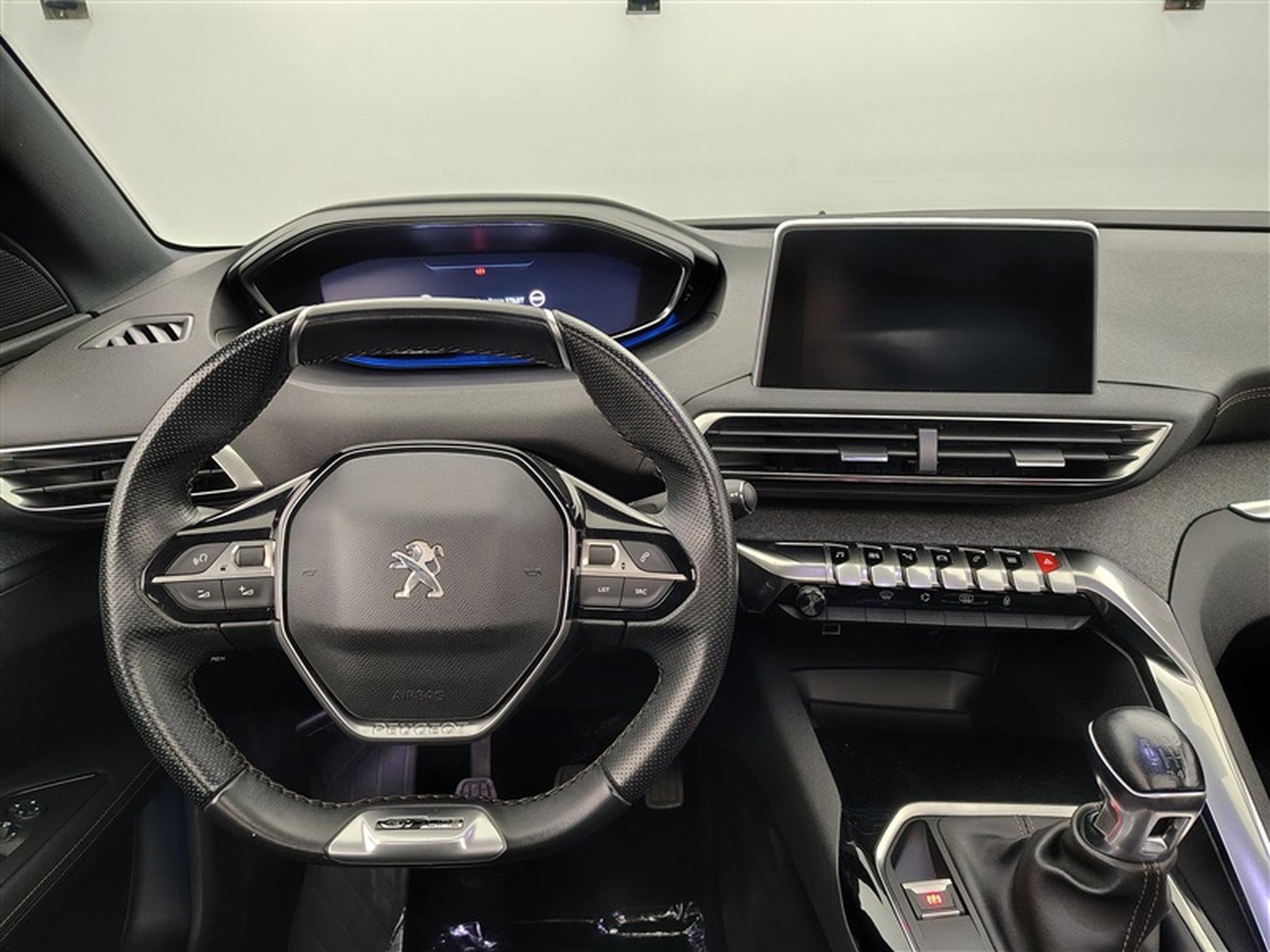 Peugeot 3008 1.2 PureTech GT Line (EU6.3) (2020) - Photo 9