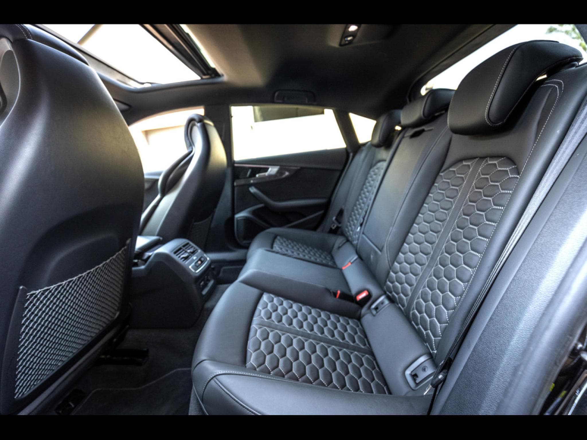 Audi RS5 SPORTBACK 2.9 TFSI QUATTRO TIPTRONIC – PACK DESIGN BLACK PLU (2022) - Photo 12