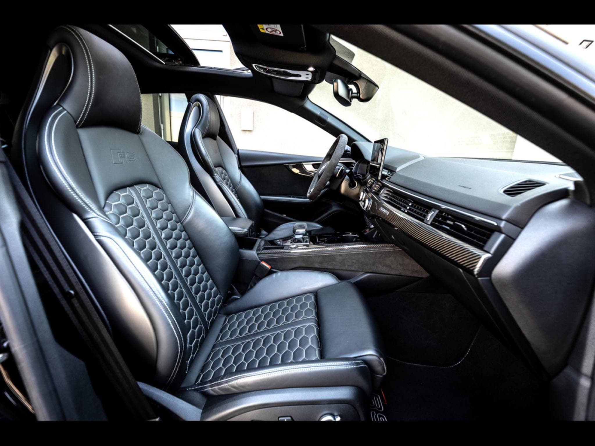 Audi RS5 SPORTBACK 2.9 TFSI QUATTRO TIPTRONIC – PACK DESIGN BLACK PLU (2022) - Photo 21