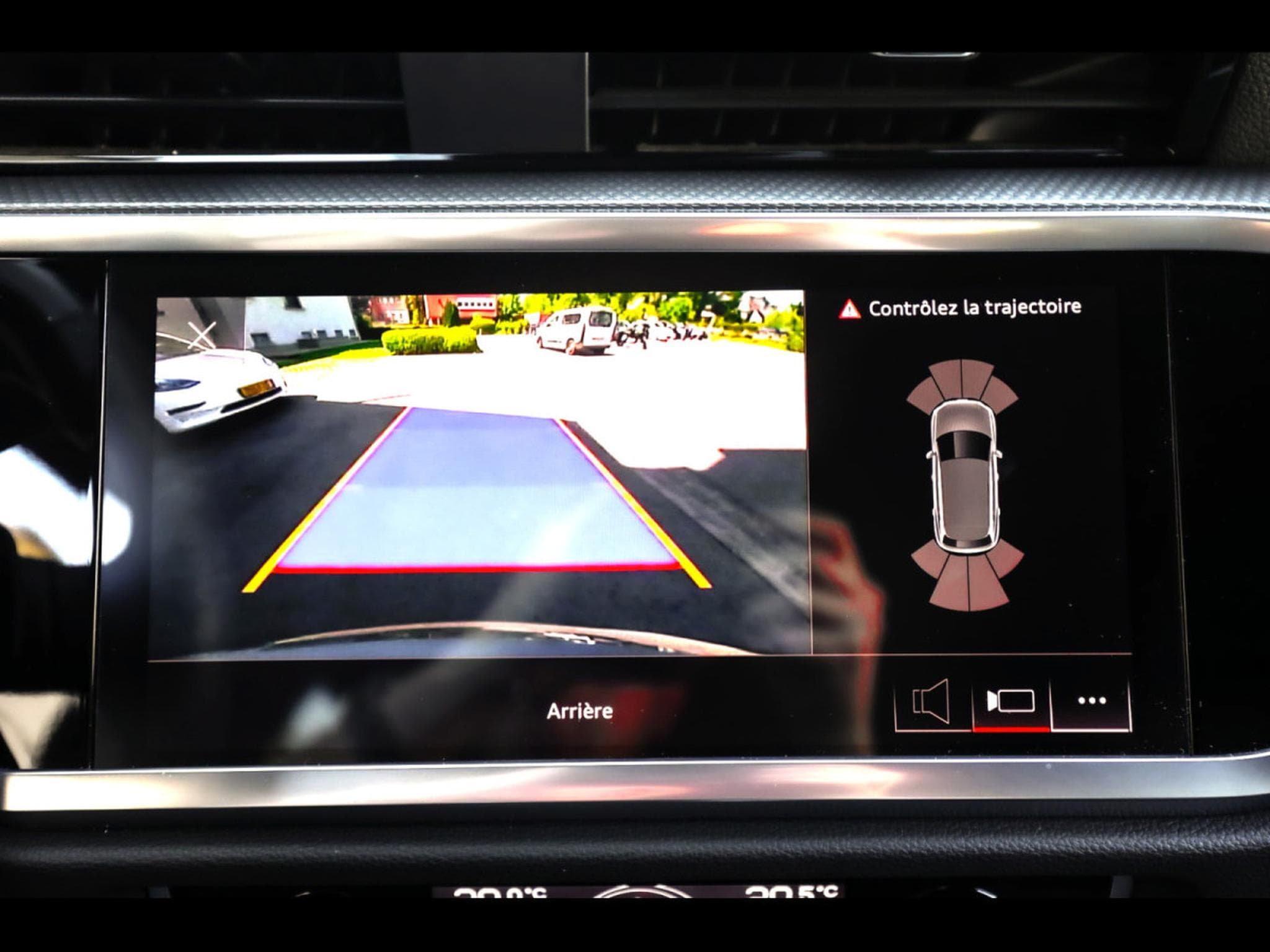 Audi Q3 45 2.0 TFSI (245 CH) QUATTRO S-TRONIC S-LINE – CHRONOS GREY (2021) - Photo 24