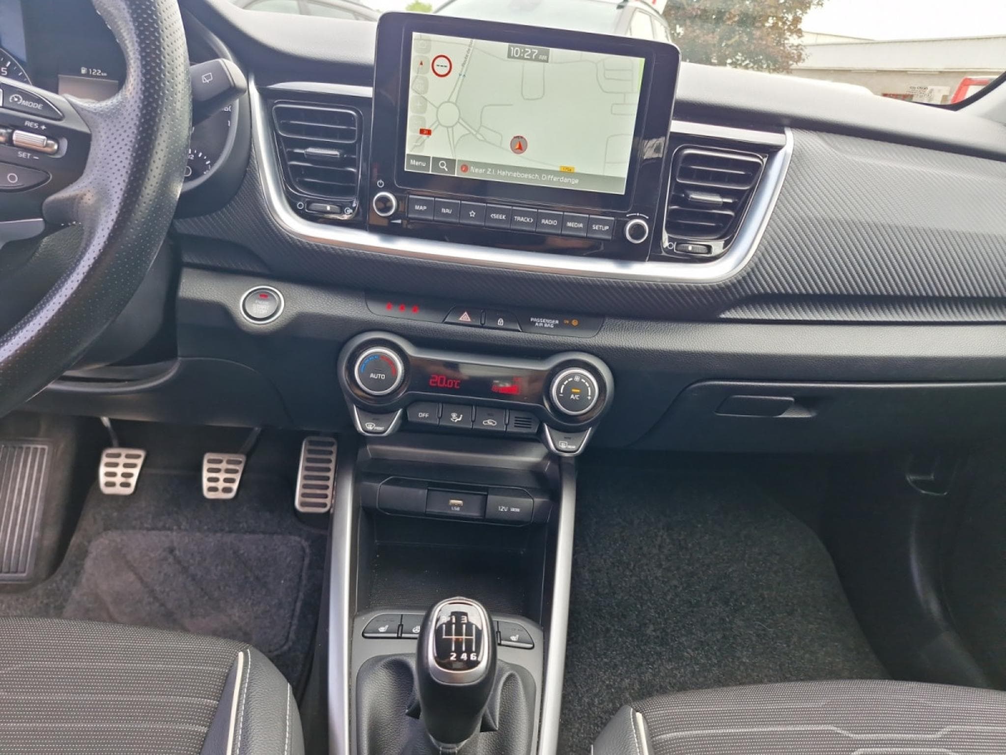 Kia Stonic GT Line1.0T ISG (2022) - Photo 15
