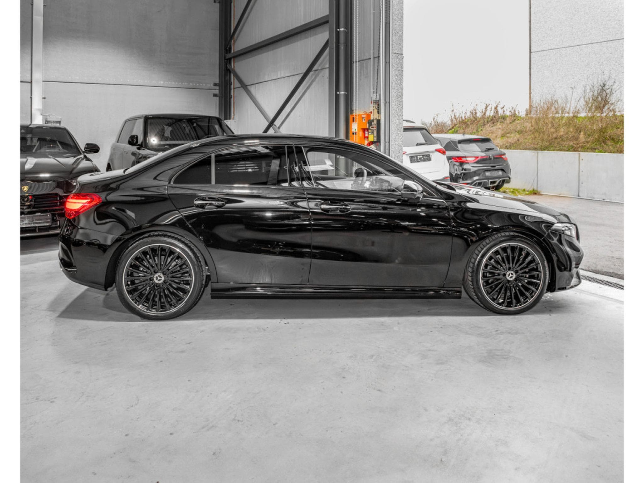 Mercedes A 200 A 200 1.4T 7G-DCT FULL/AMG/PANO/360°/VOLL (2024) - Photo 2