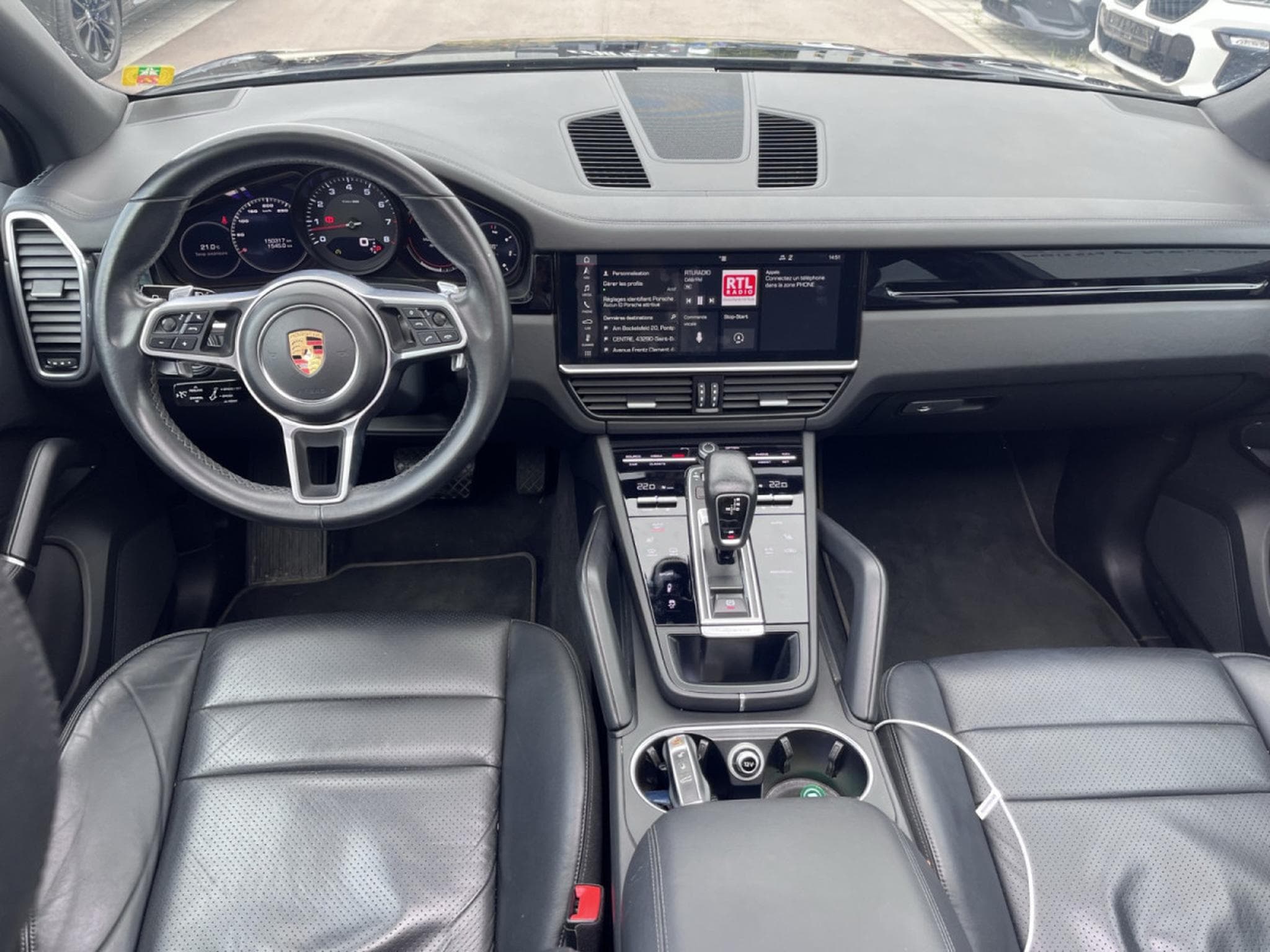 Porsche Cayenne 3.0 V6/PANORAMA/KAMERA/21/1ST H/VOLL SERVICE PORSCHE (2018) - Photo 9
