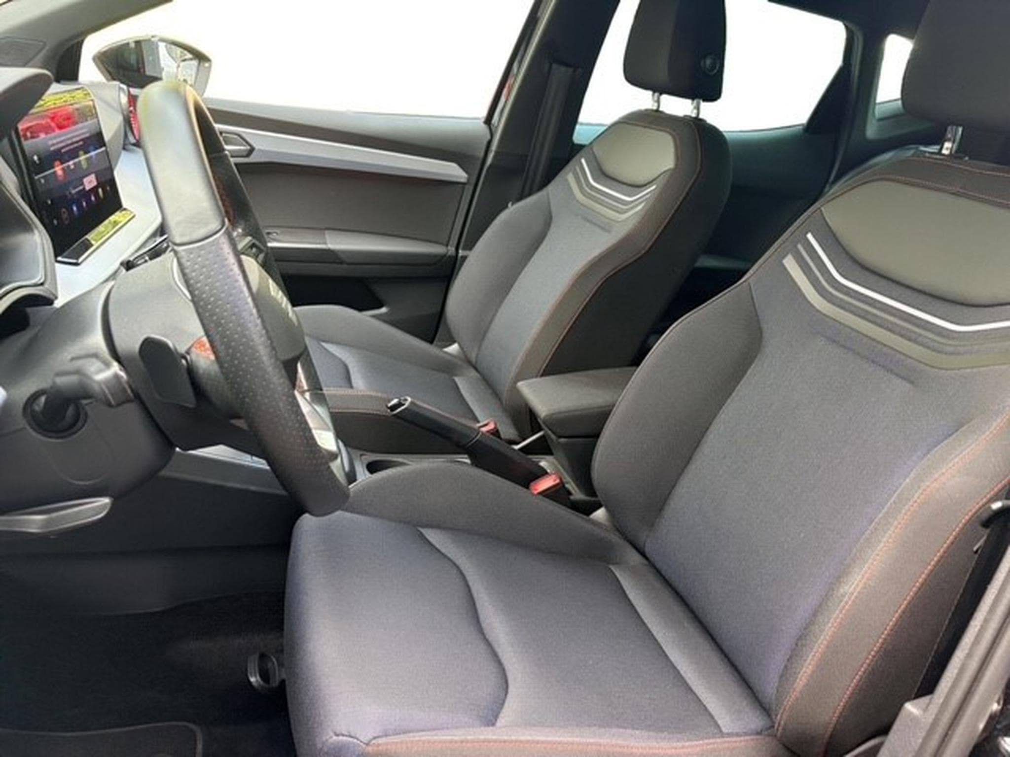 Seat Ibiza 1.0 TSI FR Edition DSG (2024) - Photo 9
