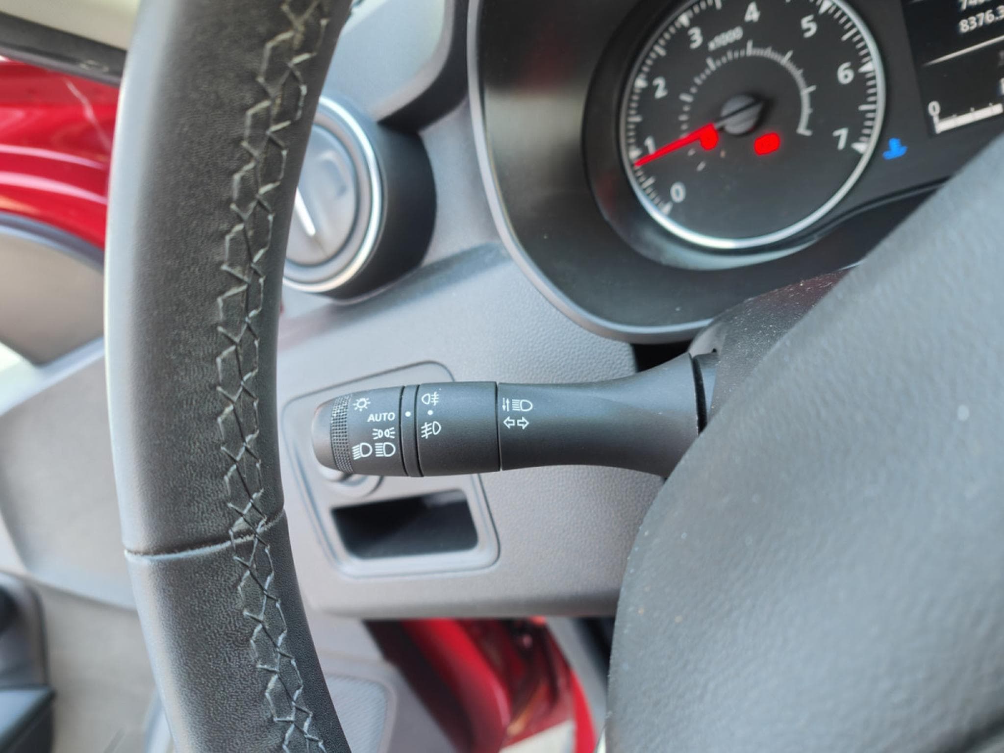 Dacia Duster 1.5 DCI CARPLAY CLIM AUTO CAMERA 360 BLUETOOTH (2021) - Photo 21