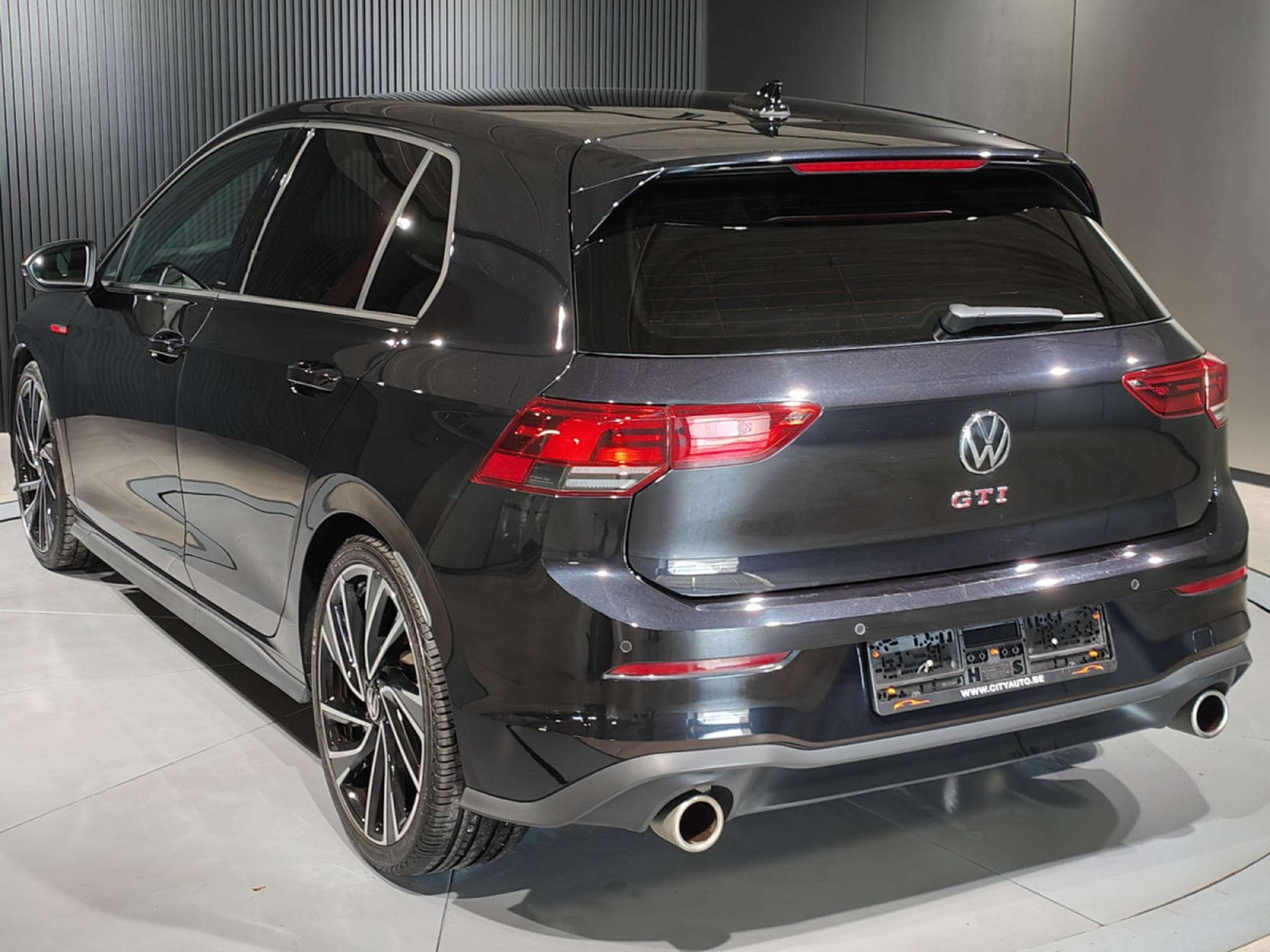 VW Golf GTI 2.0 TSI DSG CARPLAY ECLAIRAGE AMBIANCE GPS LED (2022) - Photo 4