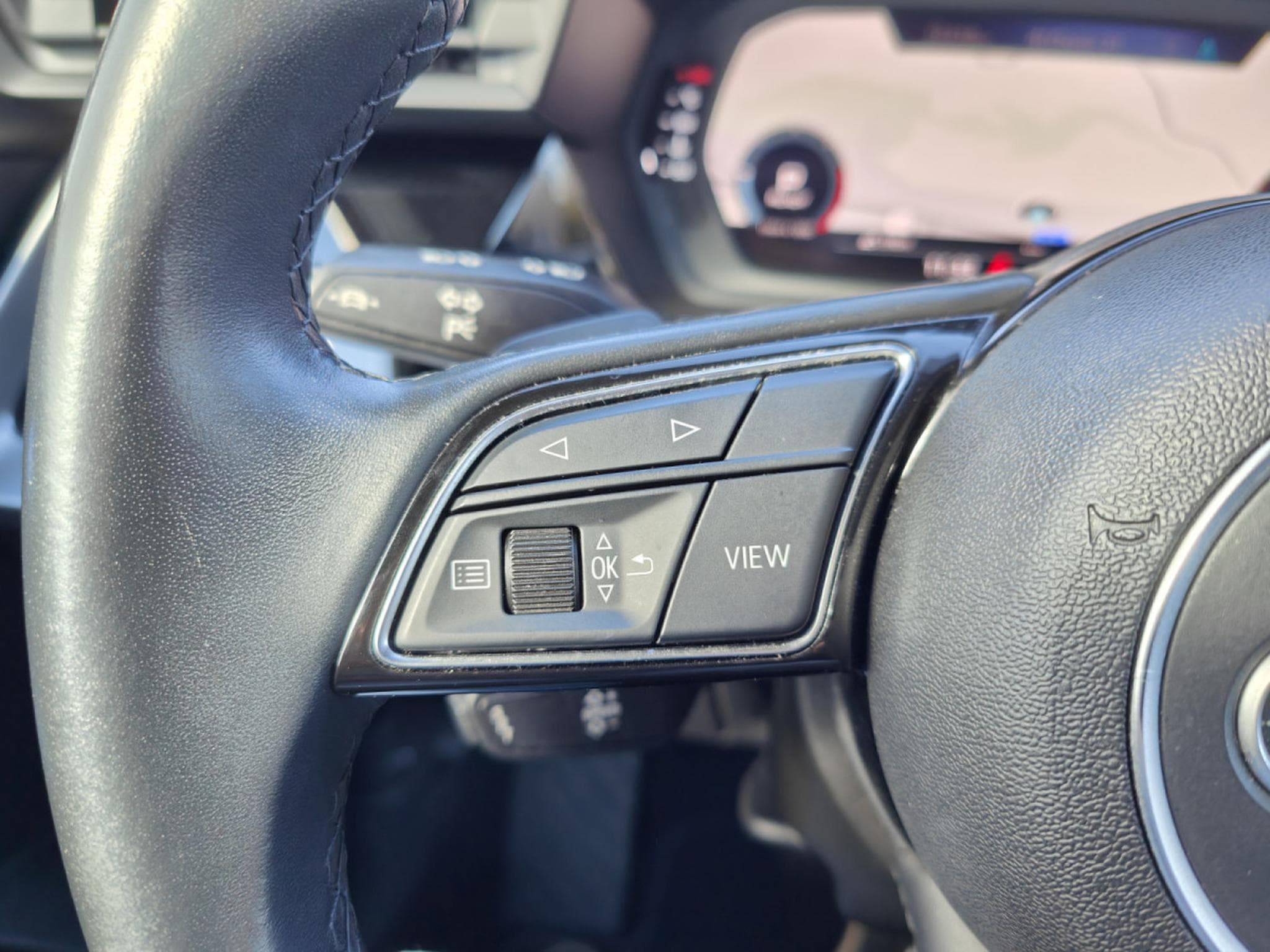 Audi A3 A3 SPORTBACK 35 TDi S-TRONIC CARPLAY VIRTUAL LED (2021) - Photo 20