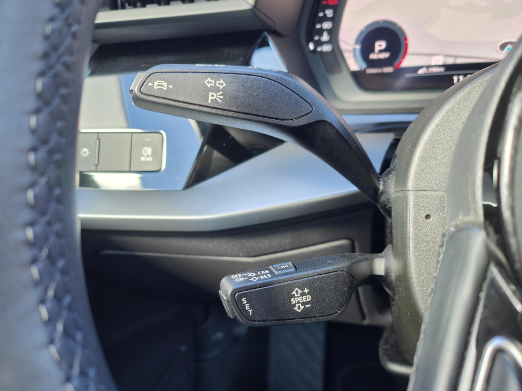Audi A3 A3 SPORTBACK 35 TDi S-TRONIC CARPLAY VIRTUAL LED (2021) - Photo 22