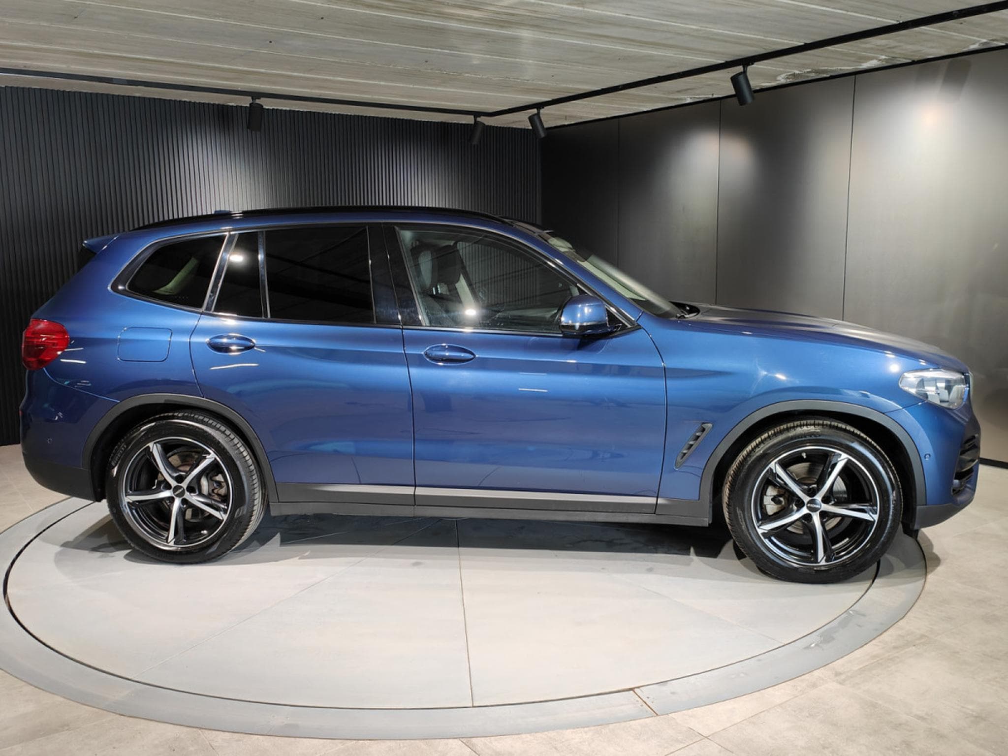 BMW X3 XDRIVE20D TOIT OUVRANT CUIR GPS BLUETOOTH CAMERA (2019) - Photo 2