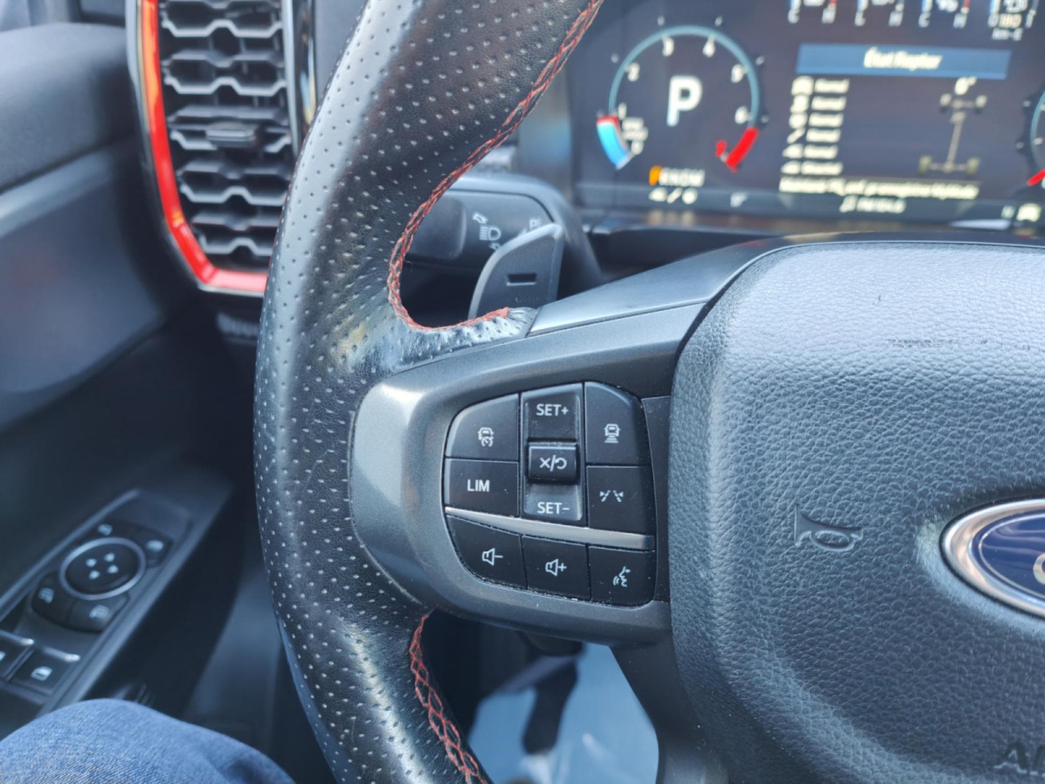 Ford Ranger RAPTOR 3.0 V6 ECOBOOST 4X4 CARPLAY CAMERA 360° (2023) - Photo 23