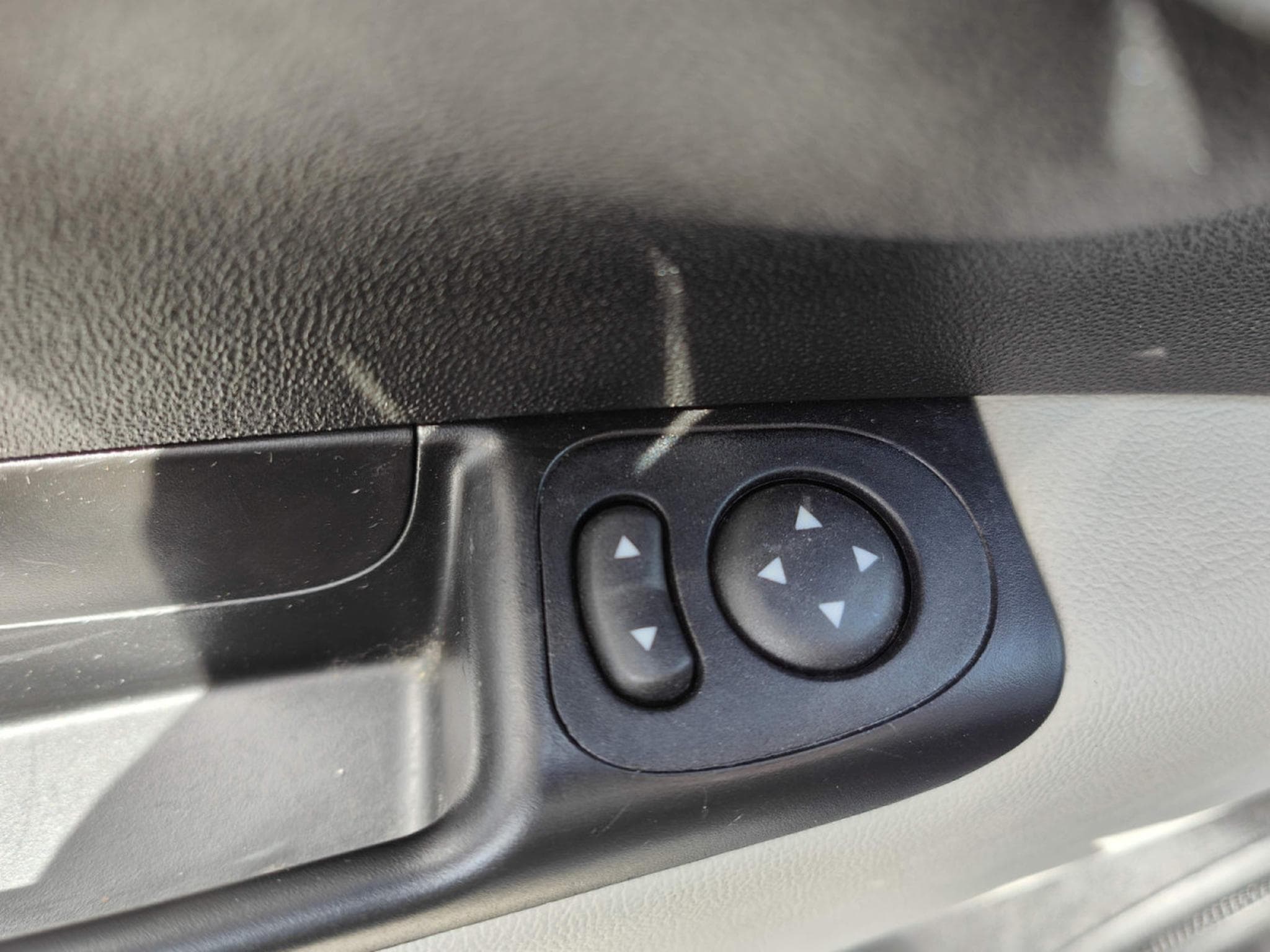 Fiat 500 1.2 MULTIJET CARPLAY GPS SIEGES CHAUFFANTS TOIT PANO CRUISE (2019) - Photo 10