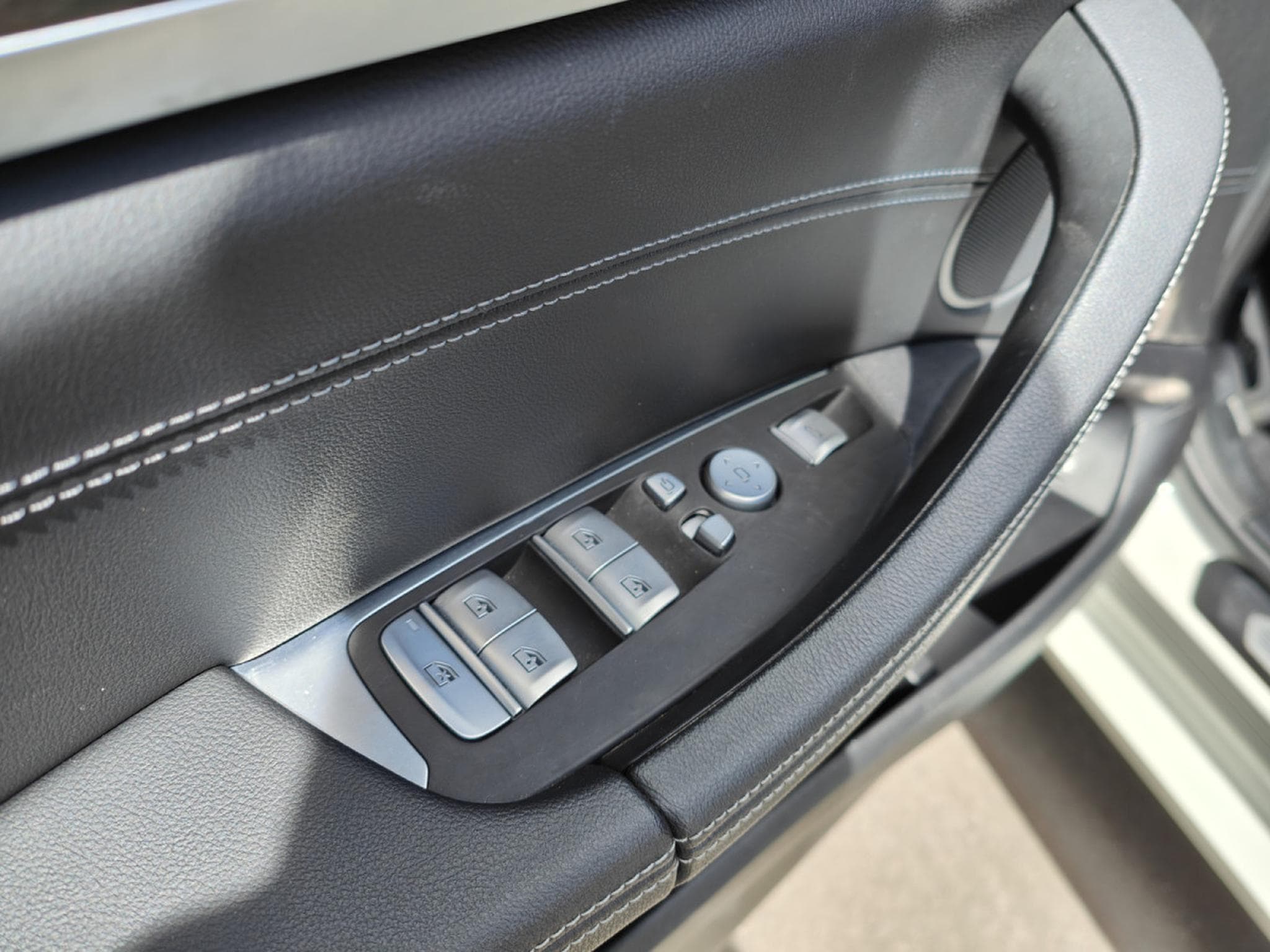 BMW X3 XDRIVE30e PACK M CARPLAY CAMERA 360 GPS LED (2023) - Photo 13