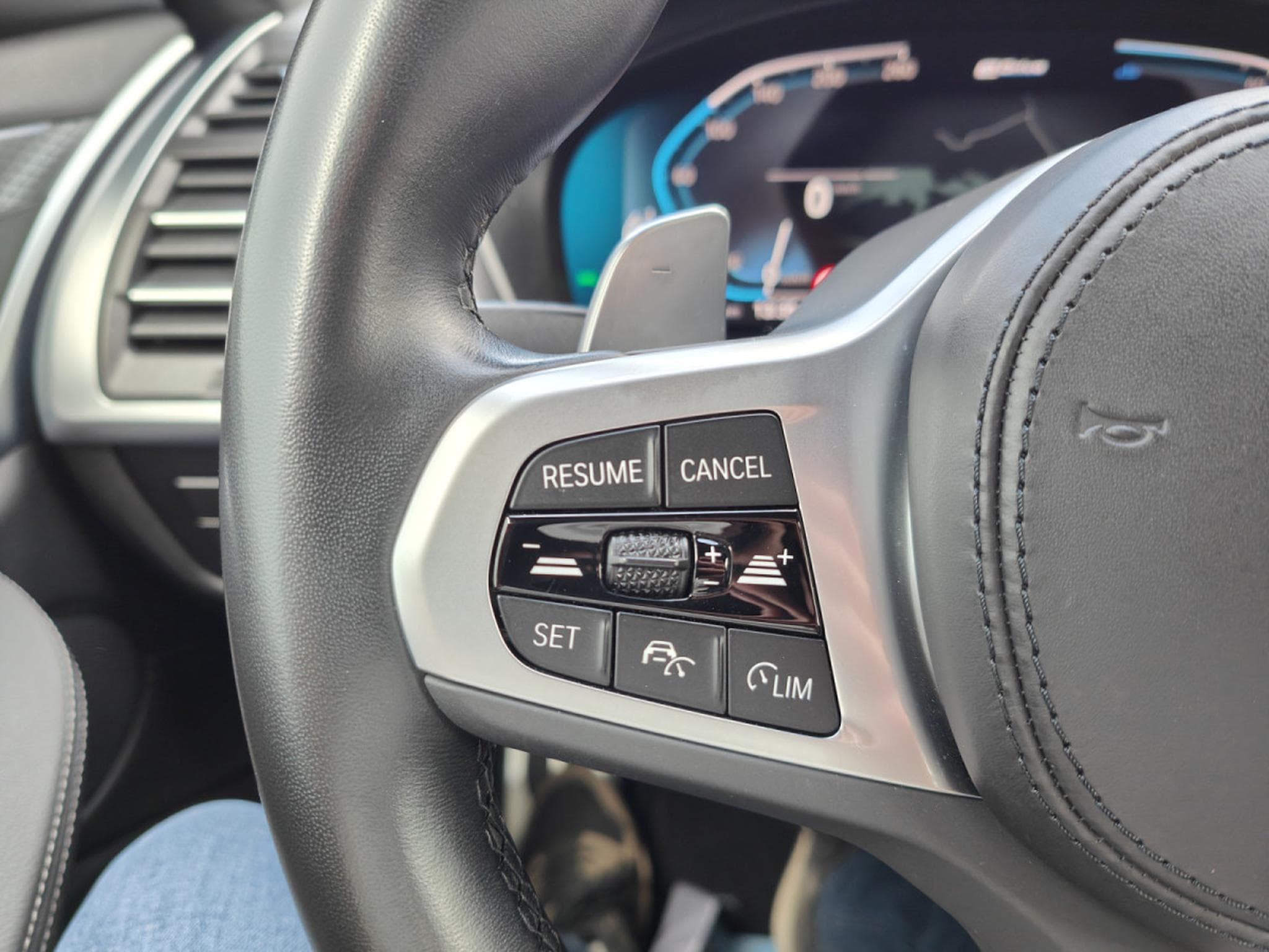 BMW X3 XDRIVE30e PACK M CARPLAY CAMERA 360 GPS LED (2023) - Photo 22