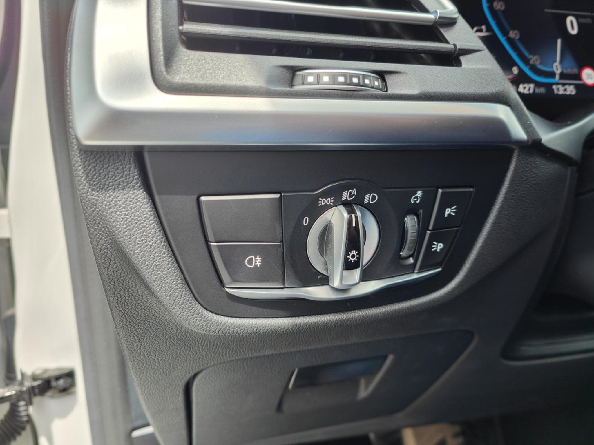 BMW X3 XDRIVE30e PACK M CARPLAY CAMERA 360 GPS LED (2023) - Photo 24