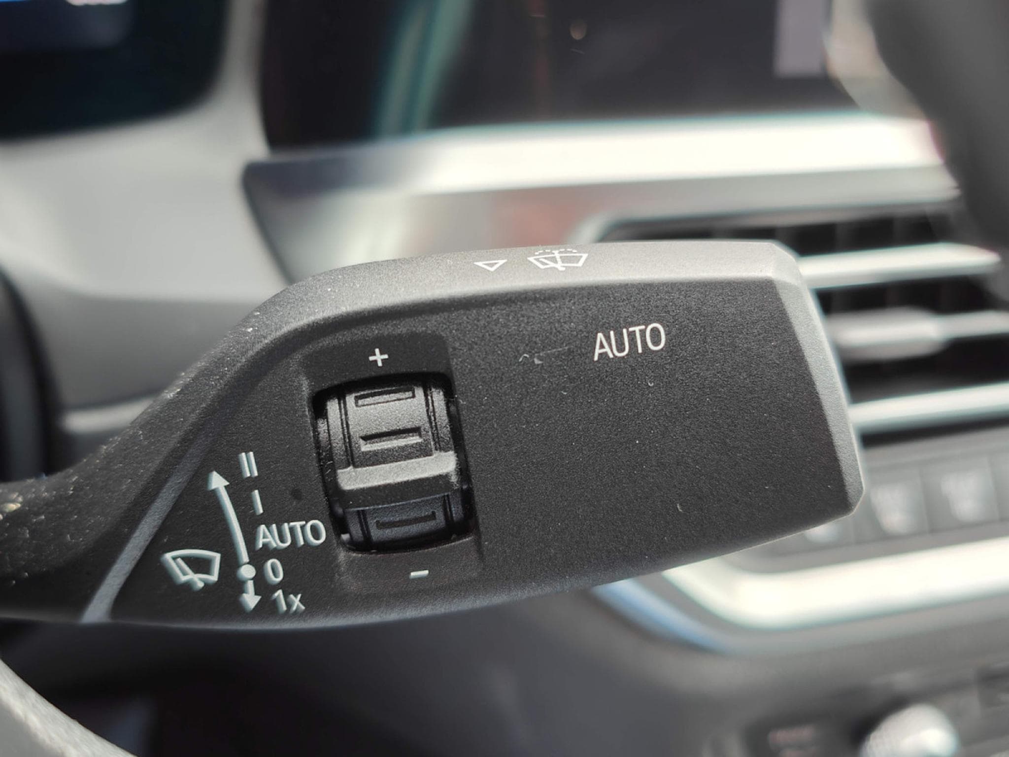 BMW 420 420I PACK M GPS CAMERA GPS CARPLAY SIEGES CHAUFFANTS (2022) - Photo 16