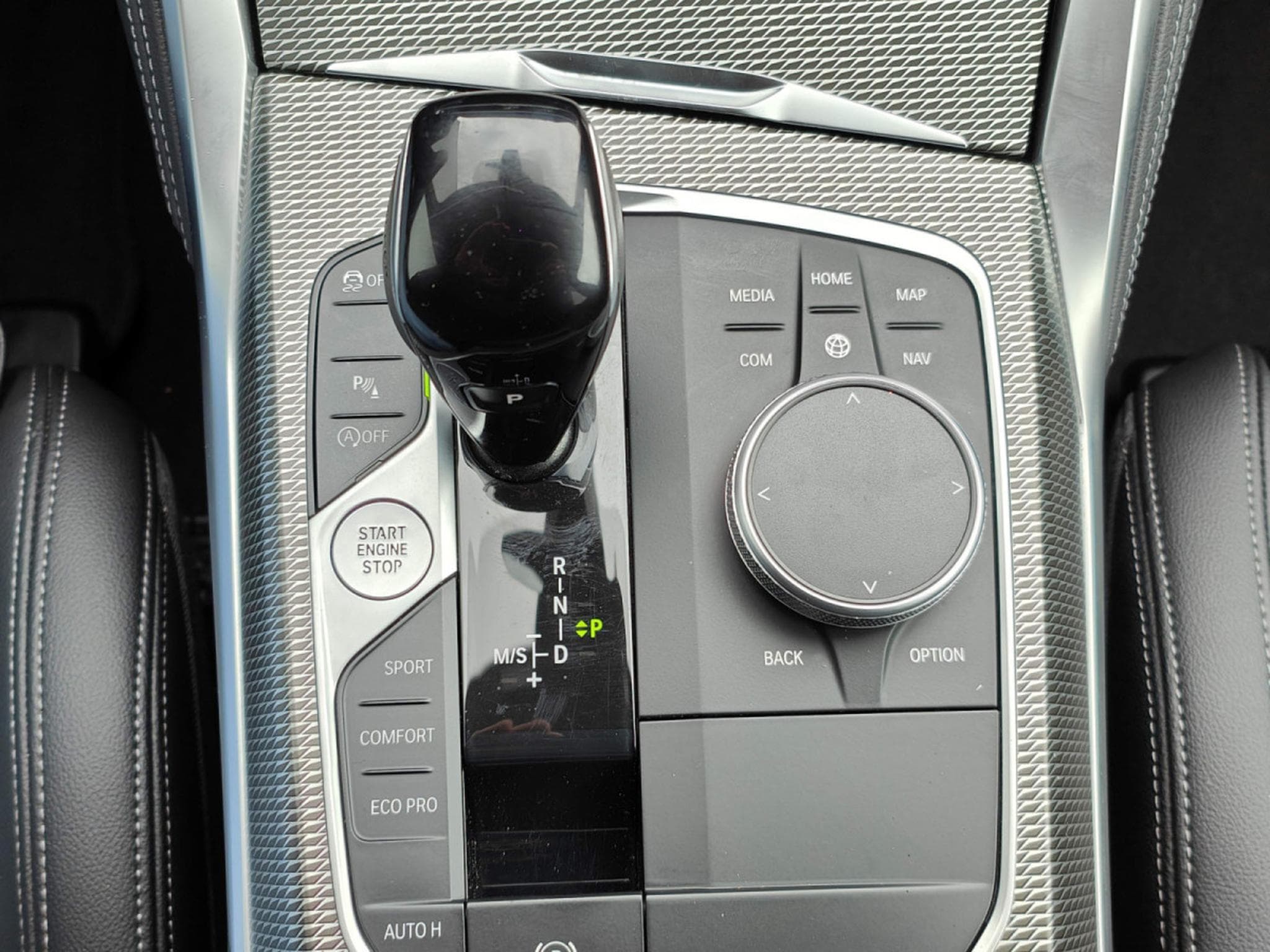 BMW 420 420I PACK M GPS CAMERA GPS CARPLAY SIEGES CHAUFFANTS (2022) - Photo 22