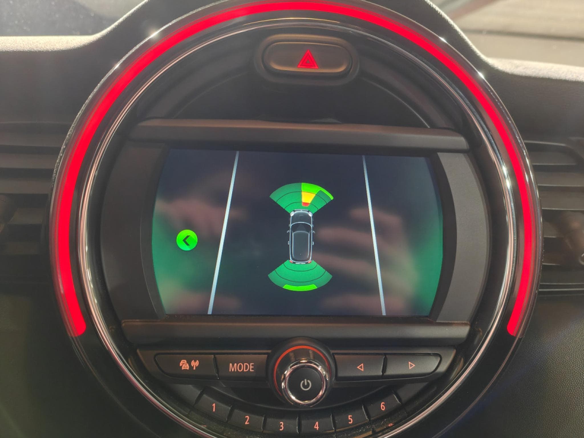 Mini Cooper 1.5i CLIMATISATION BLUETOOTH RADAR AV/ARR (2020) - Photo 15