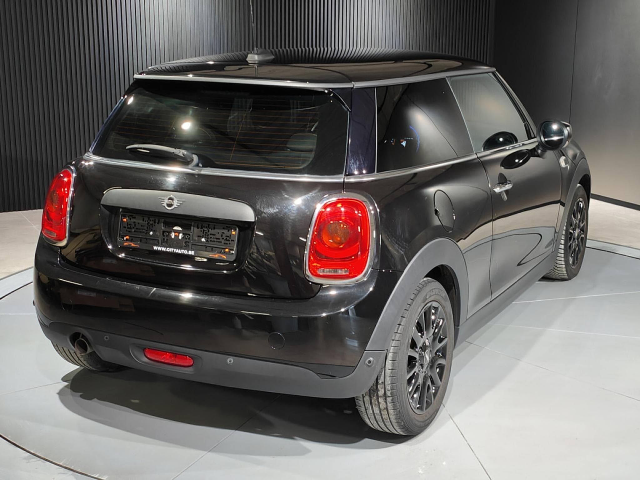 Mini Cooper 1.5i CLIMATISATION BLUETOOTH RADAR AV/ARR (2020) - Photo 3