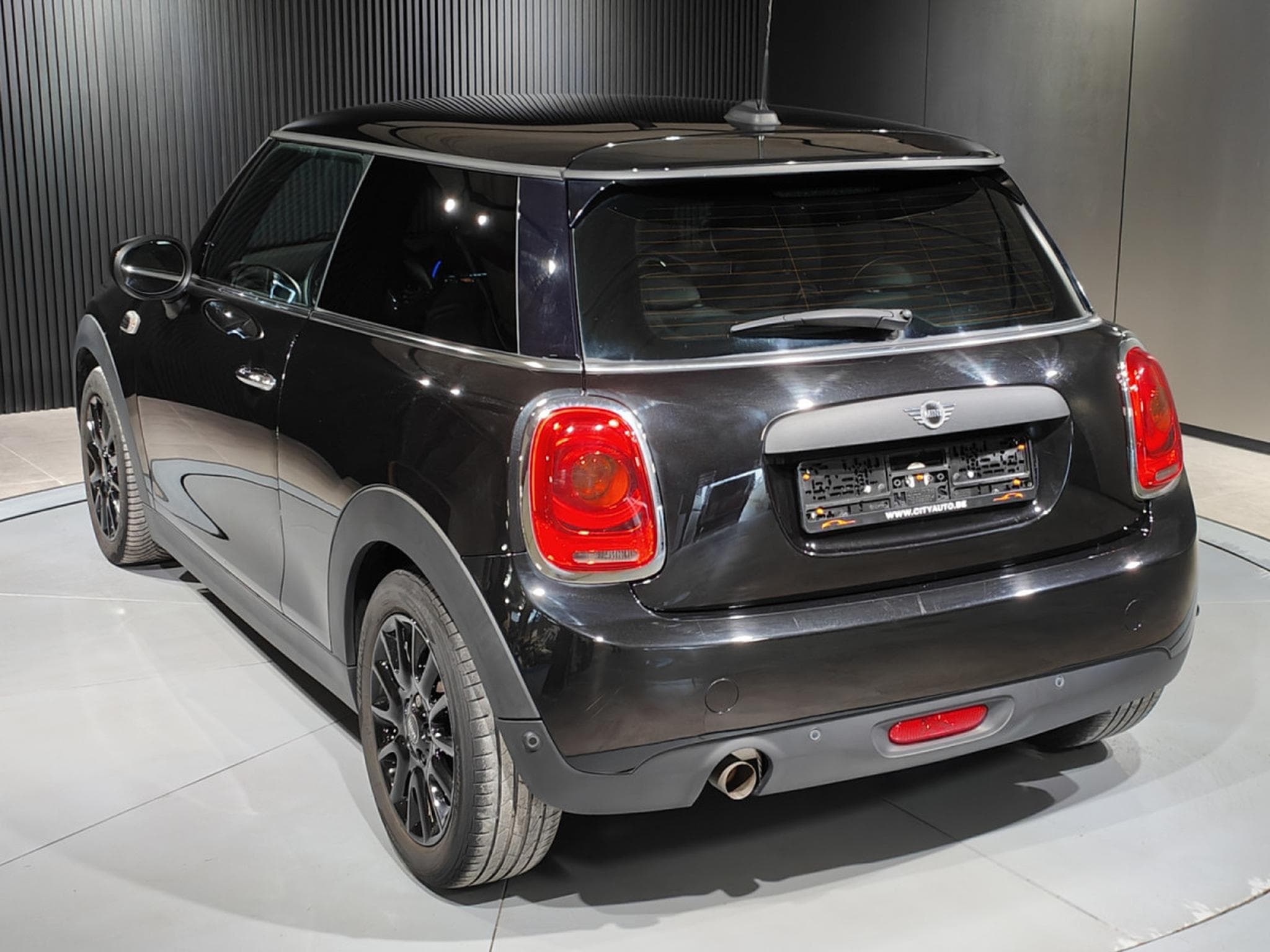 Mini Cooper 1.5i CLIMATISATION BLUETOOTH RADAR AV/ARR (2020) - Photo 4