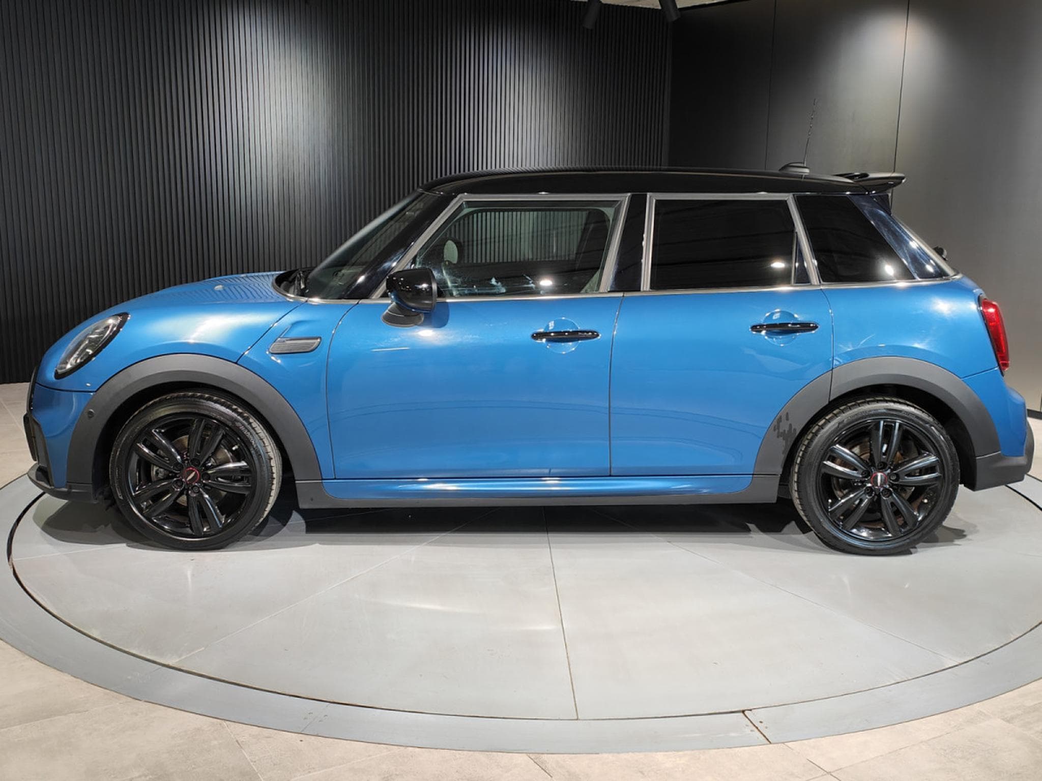Mini Cooper 1.5 JOHN COOPER WORKS CARPLAY GPS BLUETOOTH LED (2021) - Photo 5