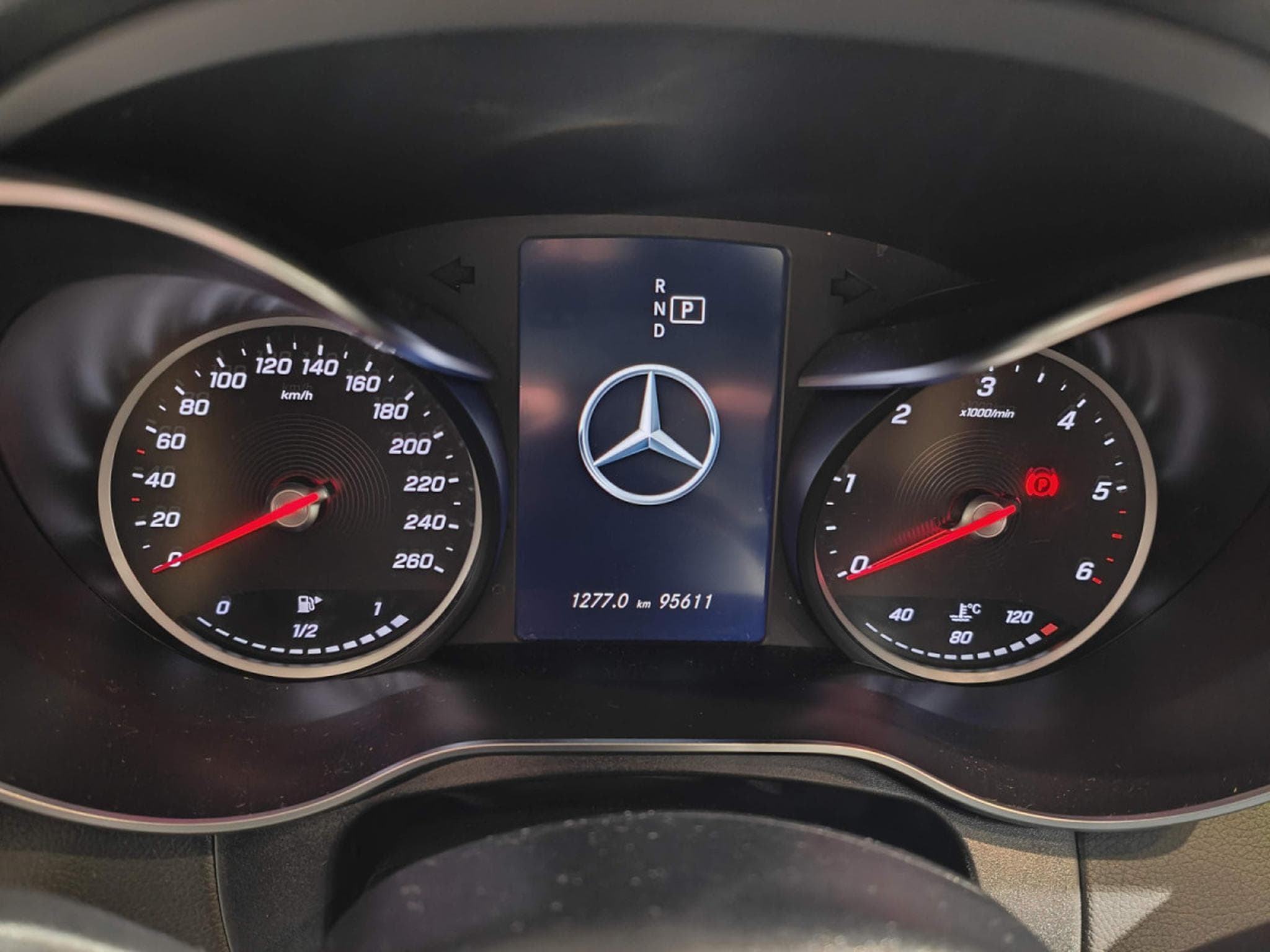 Mercedes GLC 200 200dA 4MATIC PACK AMG GPS CAMERA CARPLAY (2020) - Photo 20