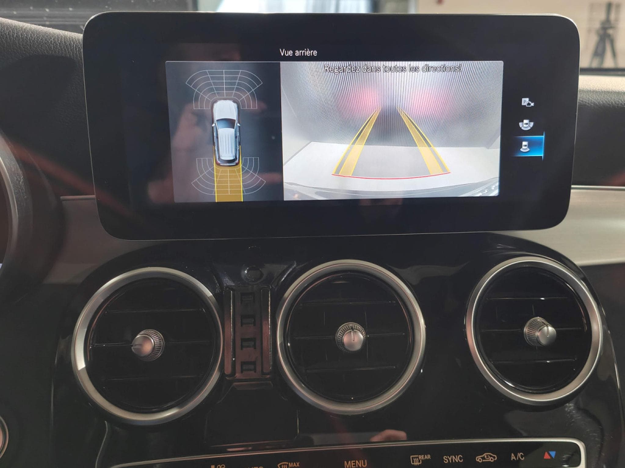 Mercedes GLC 200 200dA 4MATIC PACK AMG GPS CAMERA CARPLAY (2020) - Photo 21
