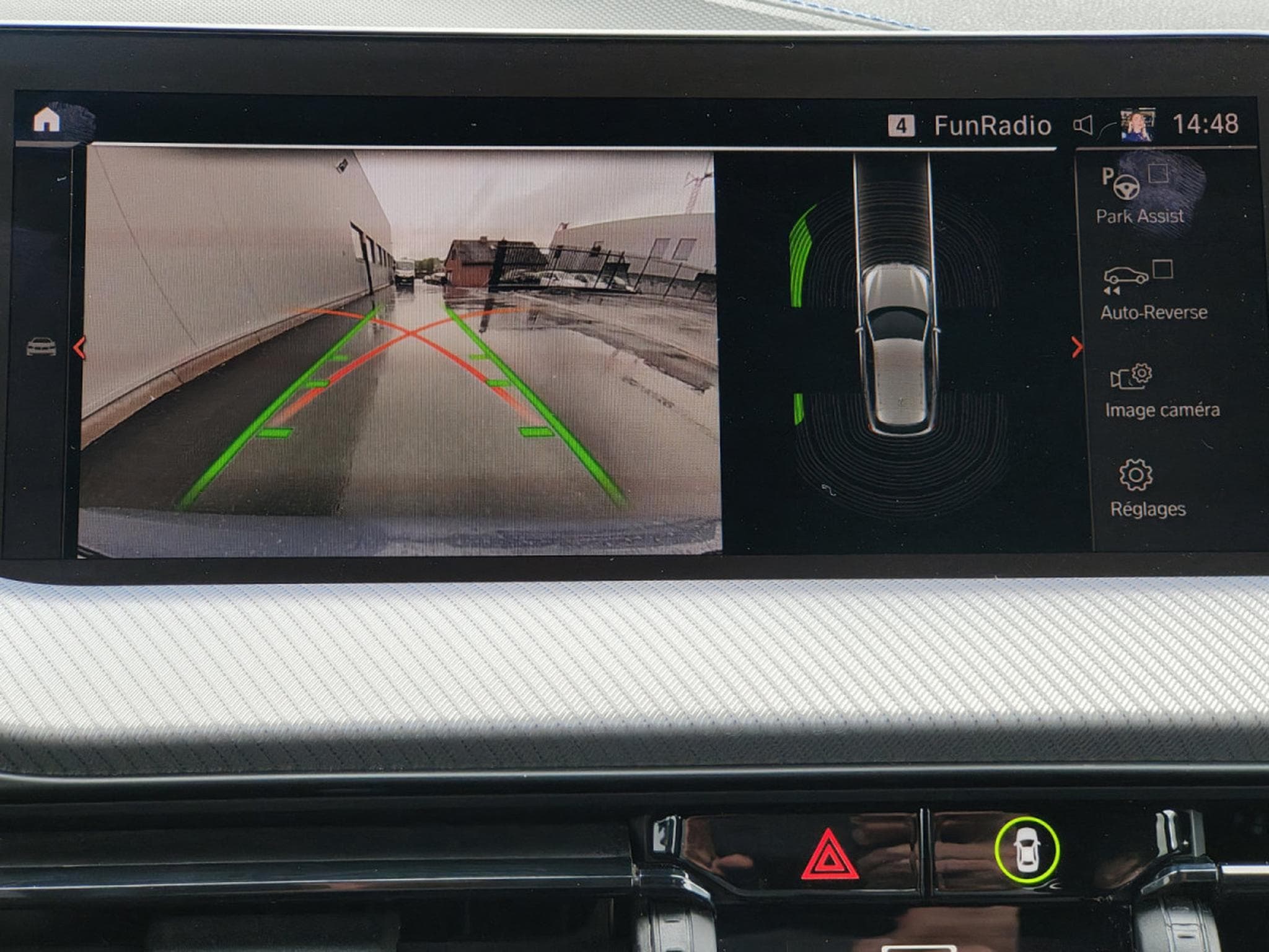 BMW 118 118I PACK M GPS CAMERA CARPLAY SIEGES CHAUFFANTS (2021) - Photo 24