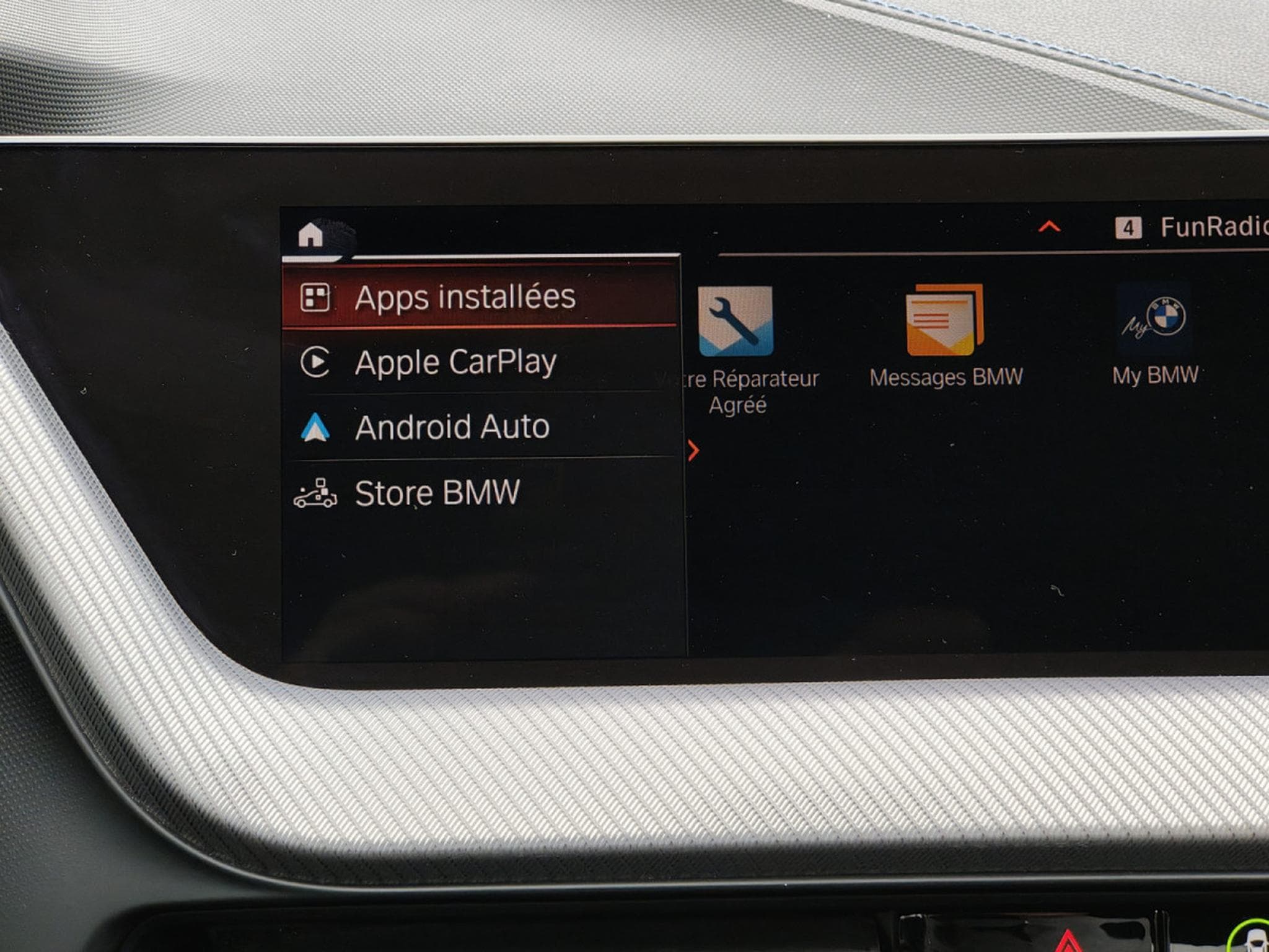 BMW 118 118I PACK M GPS CAMERA CARPLAY SIEGES CHAUFFANTS (2021) - Photo 25
