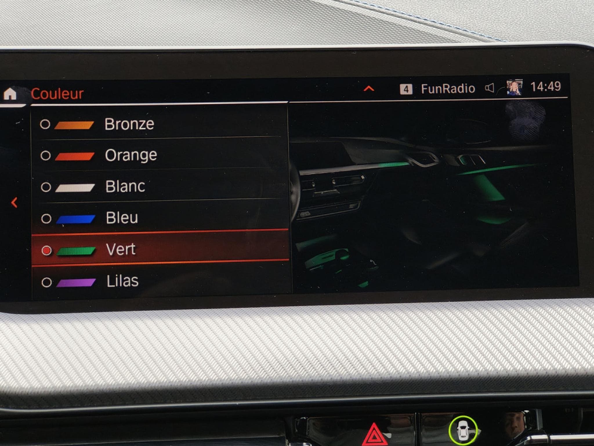BMW 118 118I PACK M GPS CAMERA CARPLAY SIEGES CHAUFFANTS (2021) - Photo 27