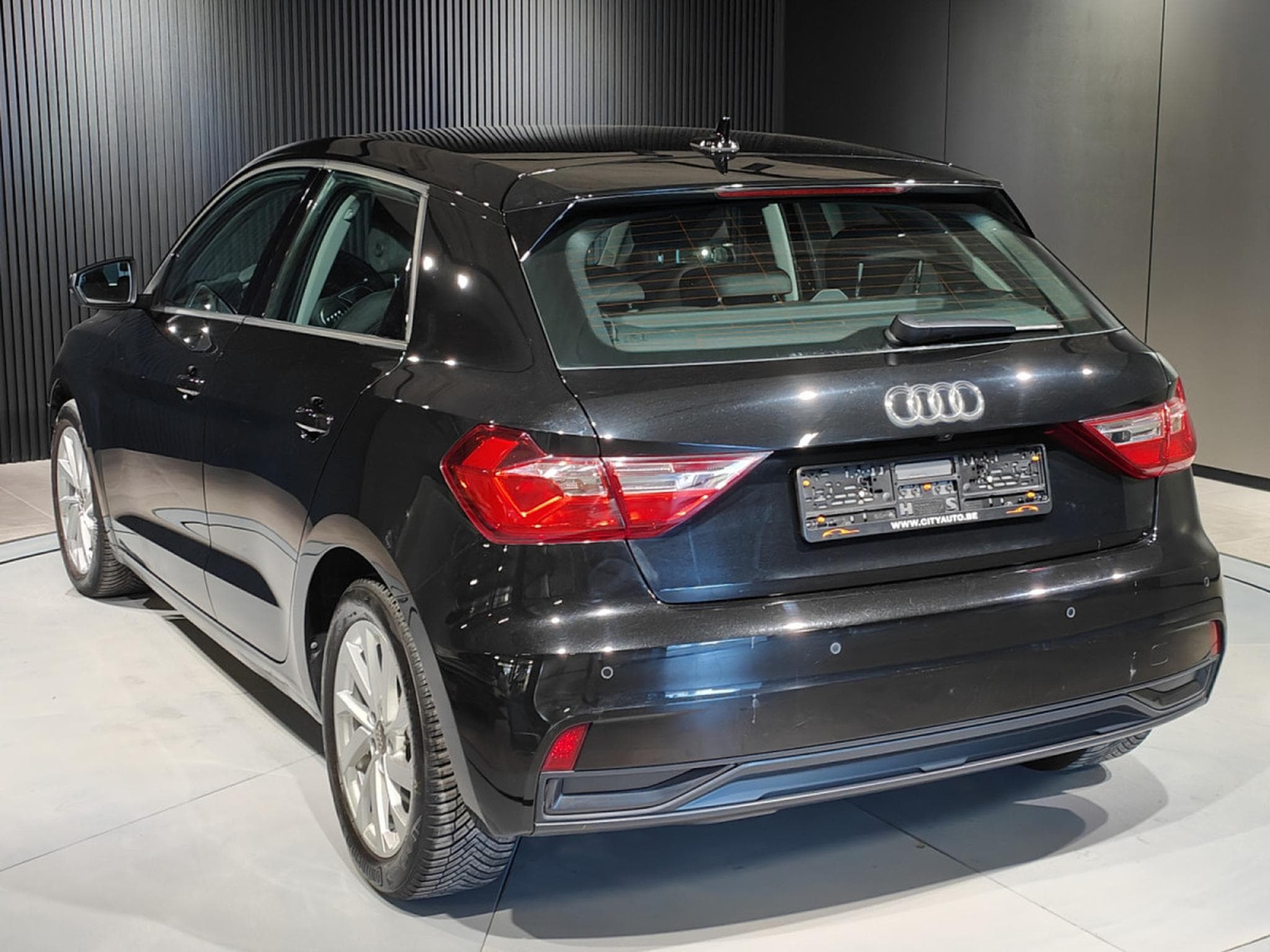 Audi A1 A1 Sportback 30 TFSI CLIM AUTO GPS CAMERA SIEGES CHAUFF (2020) - Photo 4
