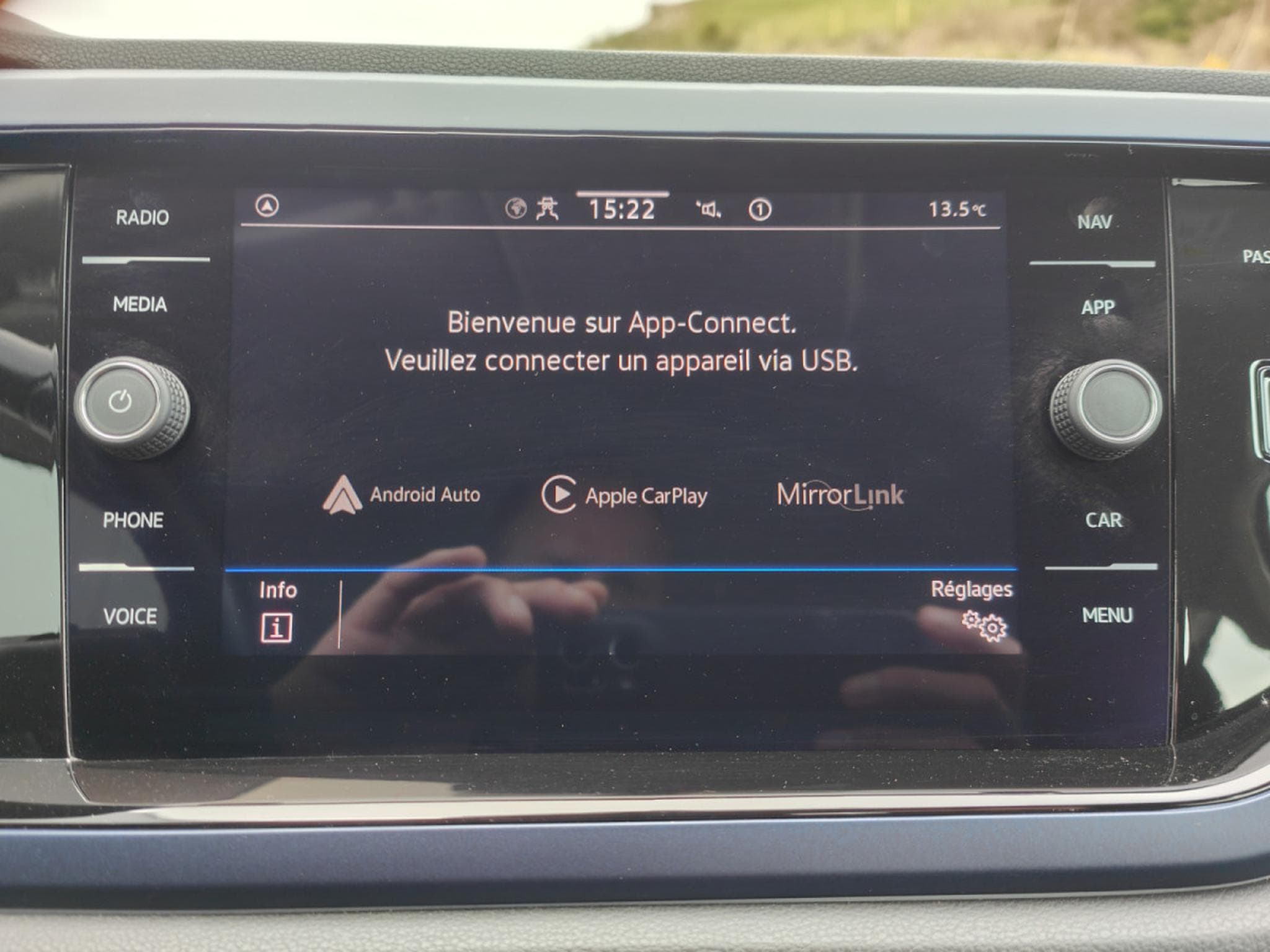 VW Polo 1.0 TSI UNITED CARPLAY CLIM RADAR AV/ARR (2021) - Photo 17