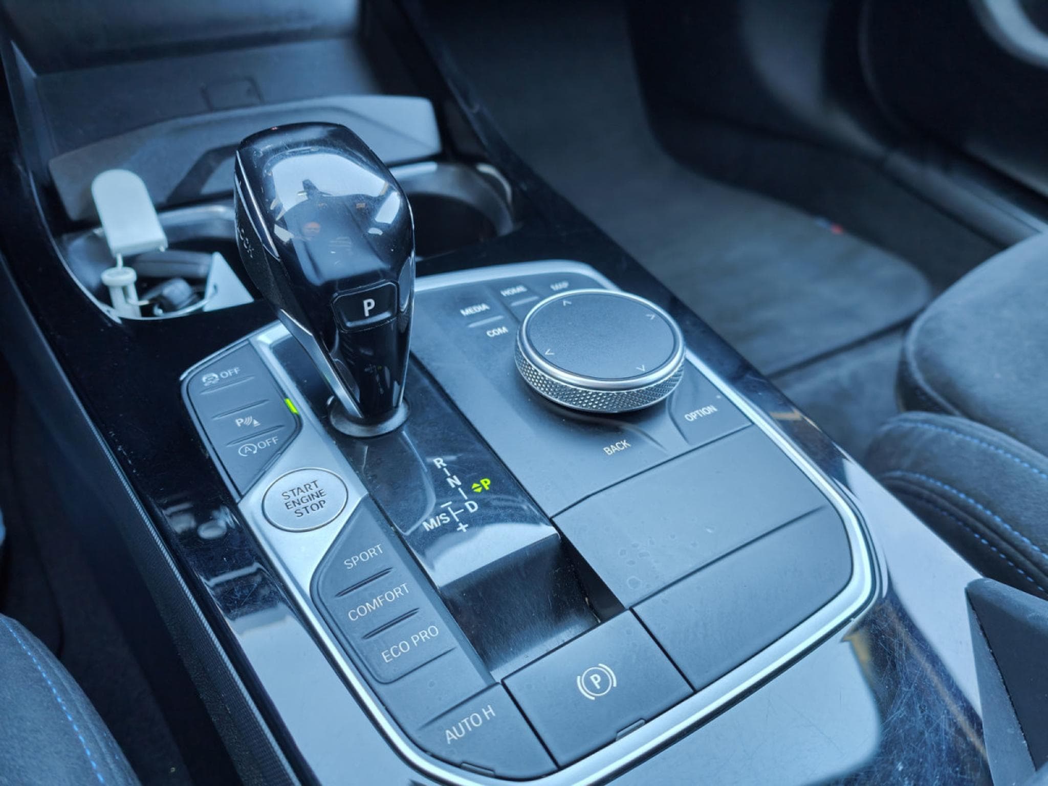 BMW 118 118i PACK M SIEGES M CARPLAY GPS PHARES LED (2021) - Photo 13