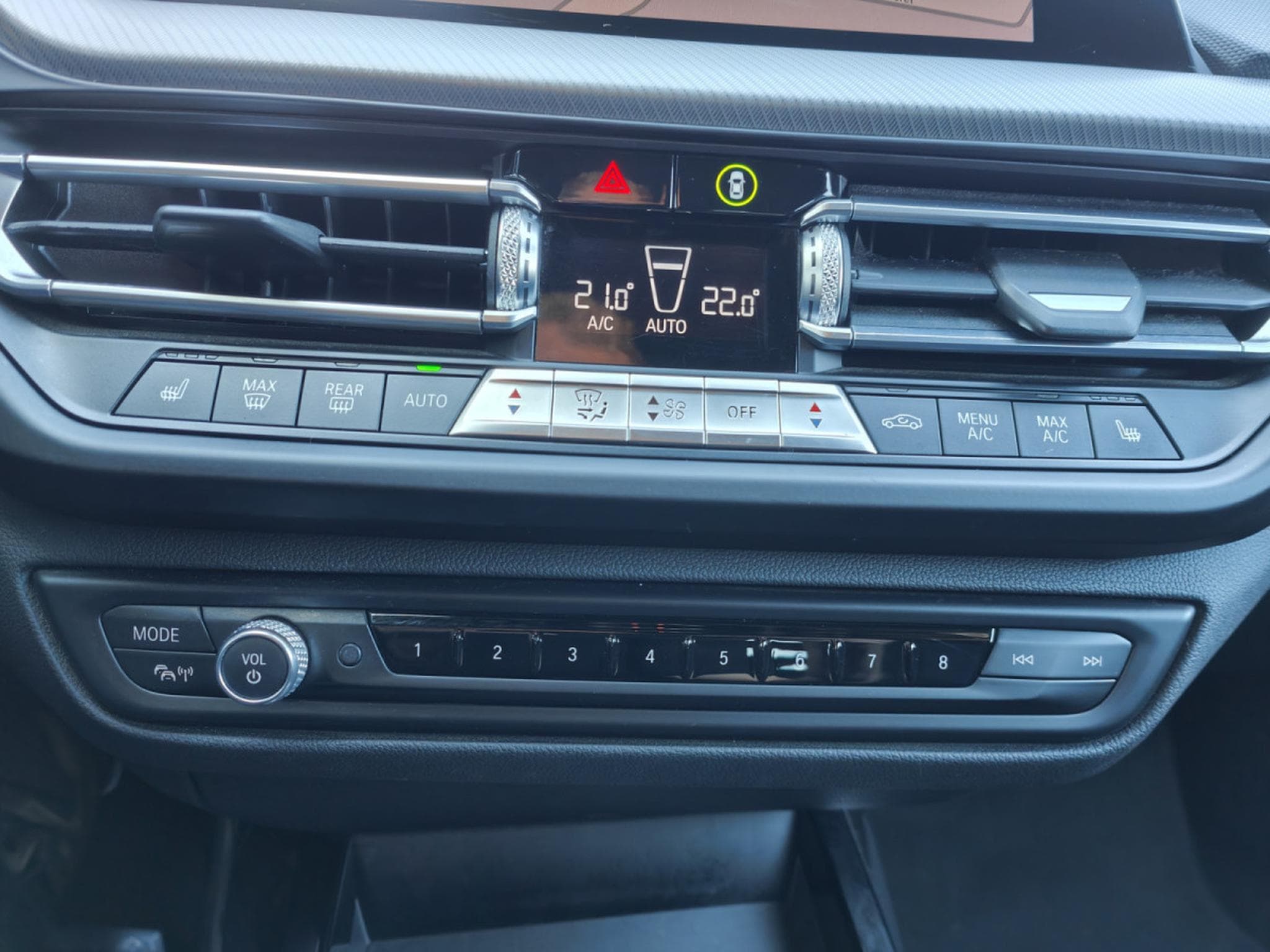 BMW 118 118i PACK M SIEGES M CARPLAY GPS PHARES LED (2021) - Photo 14