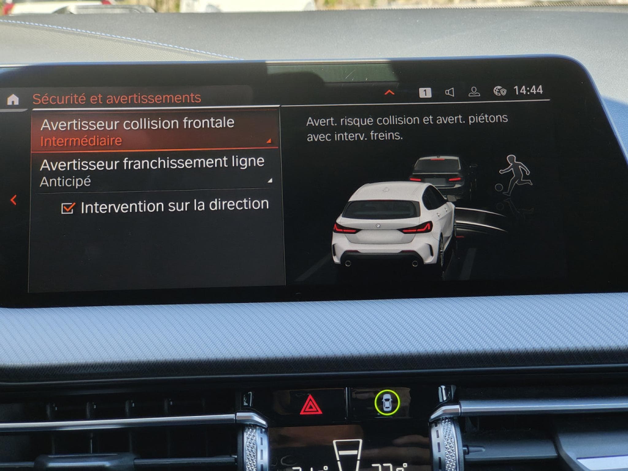 BMW 118 118i PACK M SIEGES M CARPLAY GPS PHARES LED (2021) - Photo 18