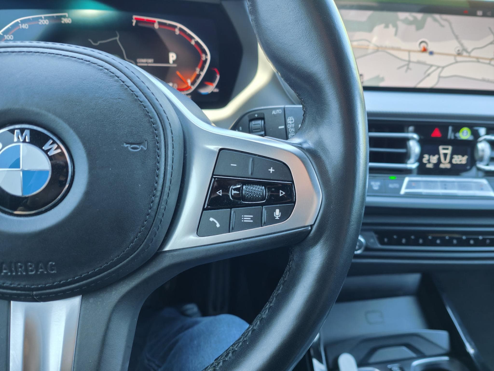 BMW 118 118i PACK M SIEGES M CARPLAY GPS PHARES LED (2021) - Photo 19