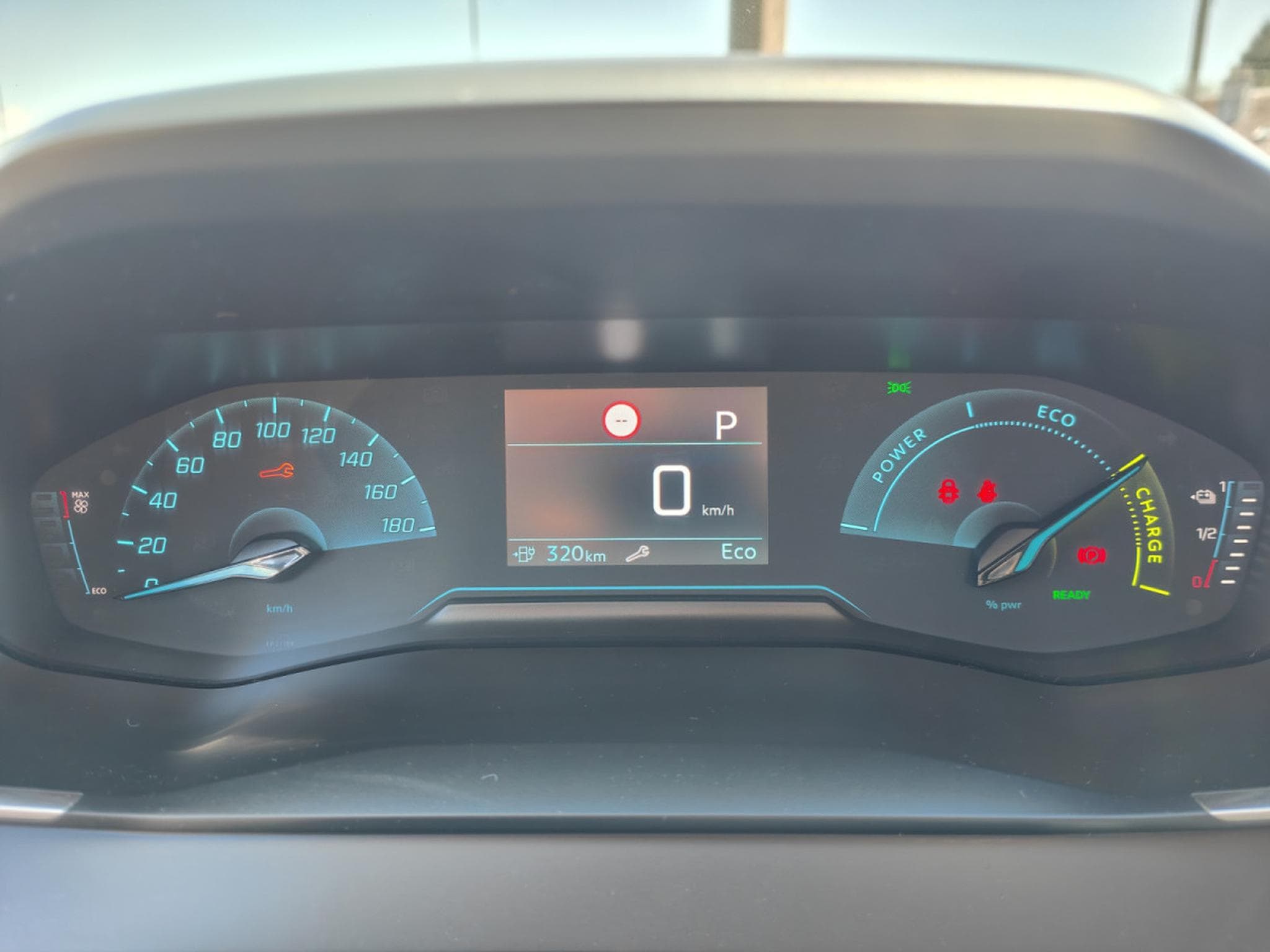 Peugeot 208 50kWh 362 KMS CARPLAY CAMERA BLUETOOTH (2023) - Photo 22