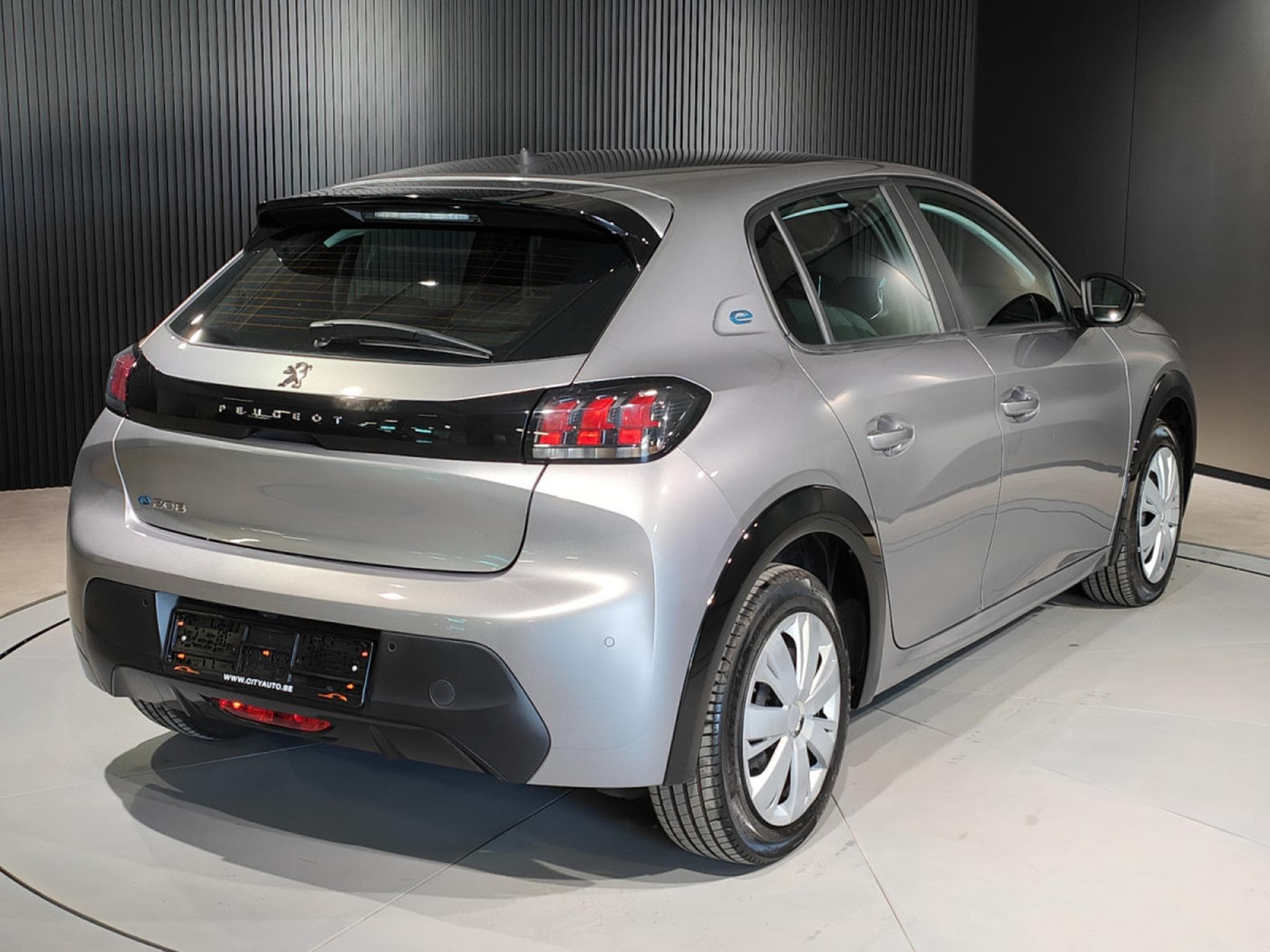 Peugeot 208 50kWh 362 KMS CARPLAY CAMERA BLUETOOTH (2023) - Photo 3