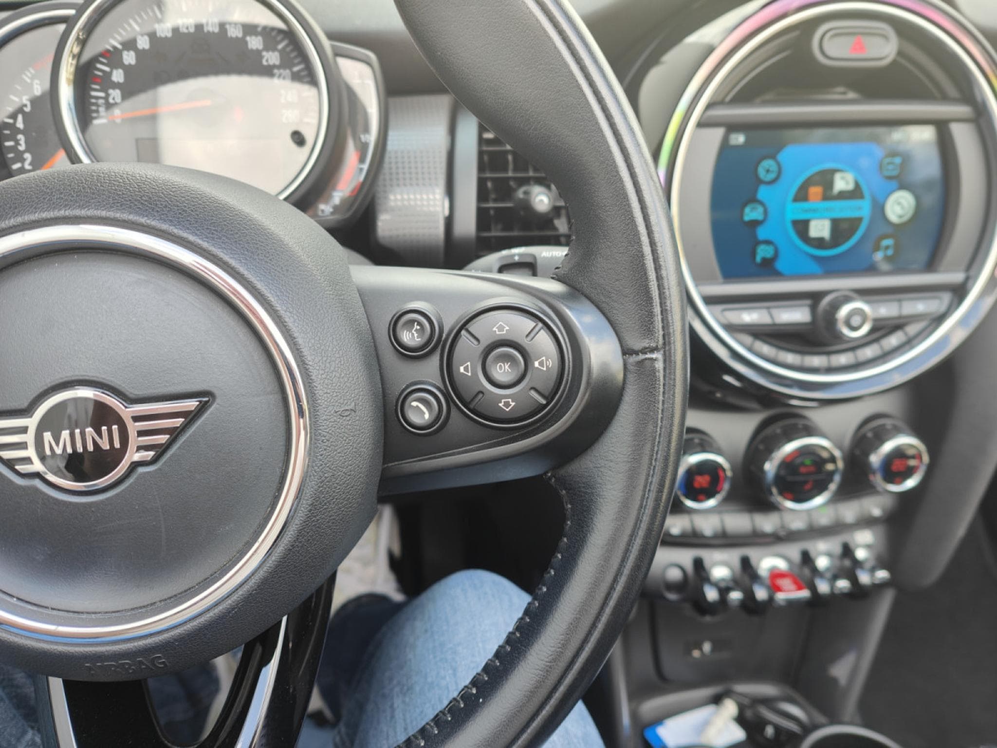 Mini Cooper Cabriolet 1.5i BLUETOOTH GPS SIEGES CHAUFF RADAR ARR (2018) - Photo 19